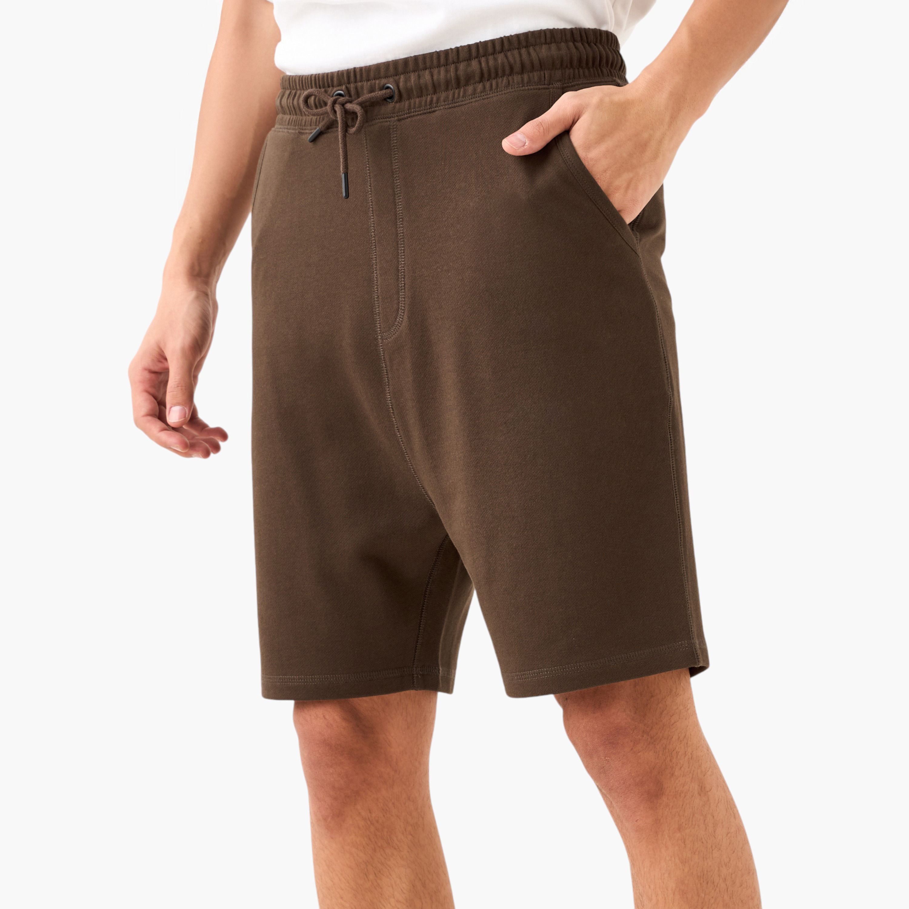 شورت بخصر مرن وجيوب-men-clothing-bottoms-shorts-image-11