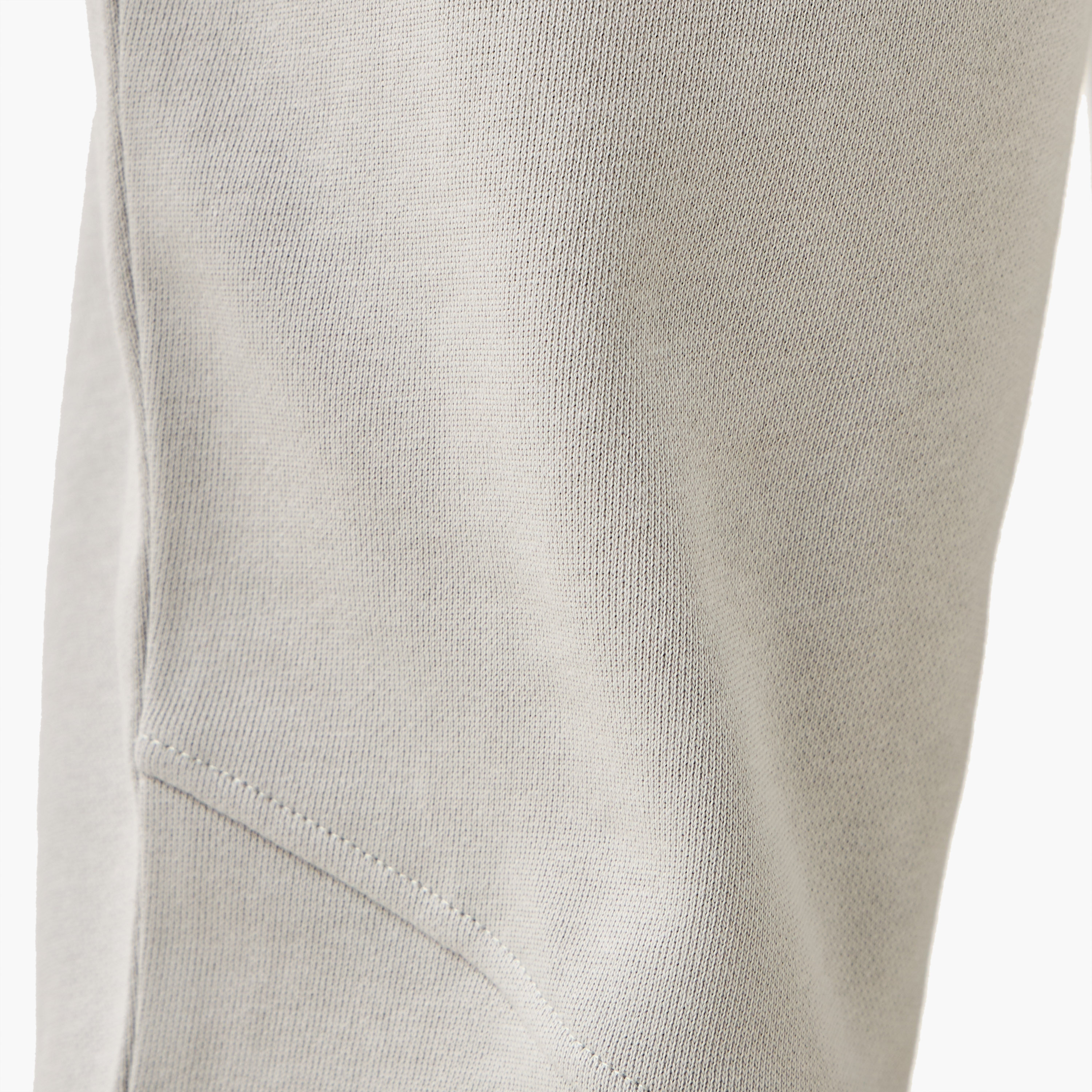 بنطلون رياضي بخصر مرن وتصميم بألواح وجيوب-men-clothing-bottoms-joggers-image-5