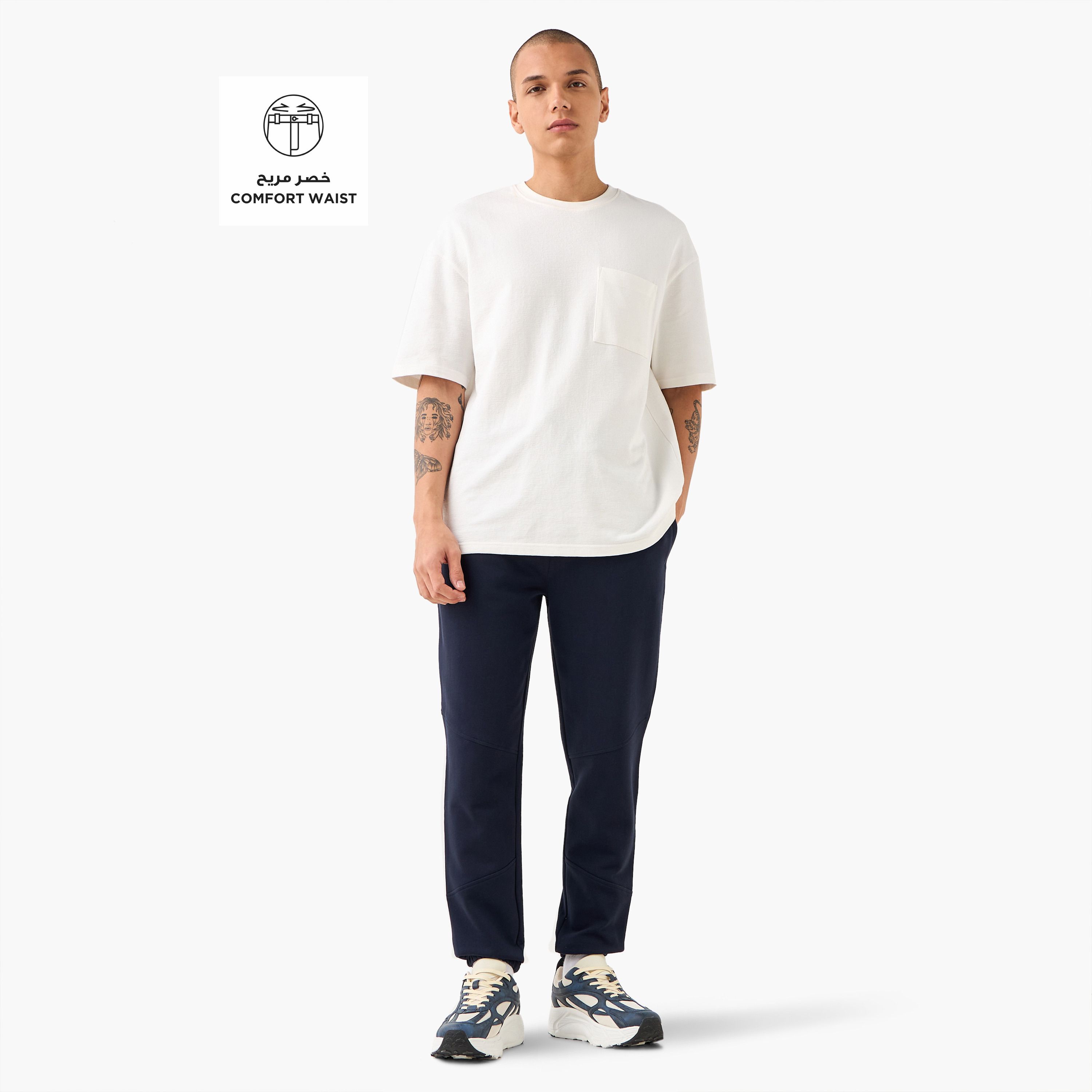 بنطلون رياضي بخصر مرن وتصميم بألواح وجيوب-men-clothing-bottoms-joggers-image-23