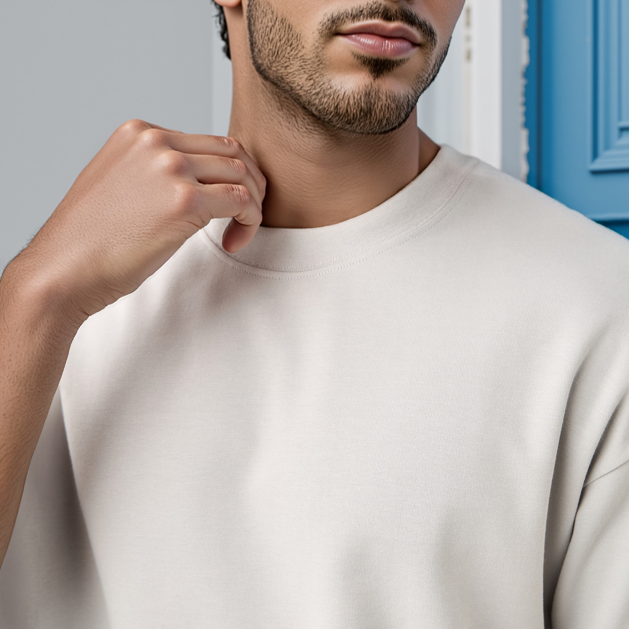 تيشيرت بقصّة عادية وياقة ضيقة وأكمام قصيرة وطبعات-men-clothing-tshirtsandpolos-tshirts-image-24