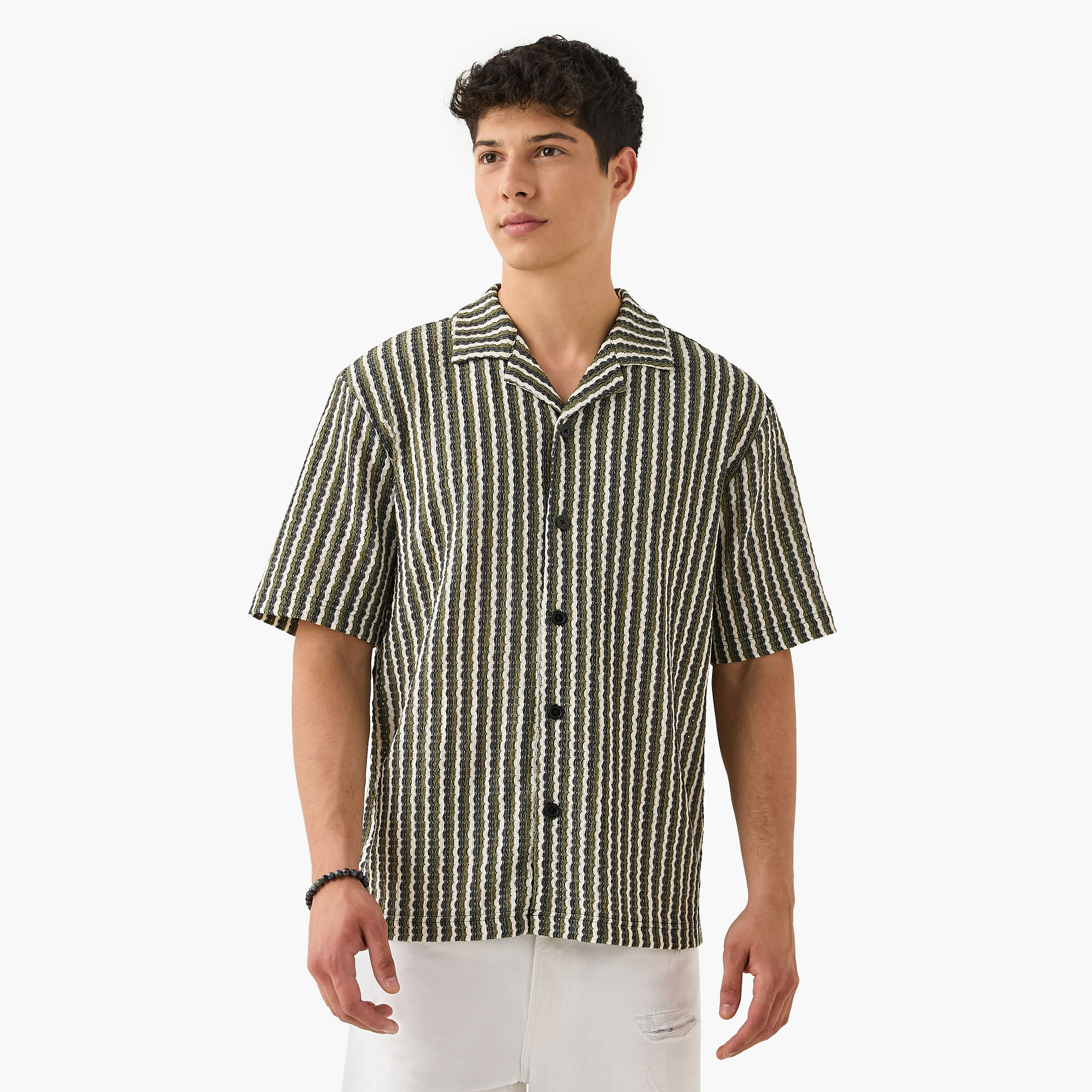 قميص بارز الملمس بياقة-men-clothing-shirts-image-1