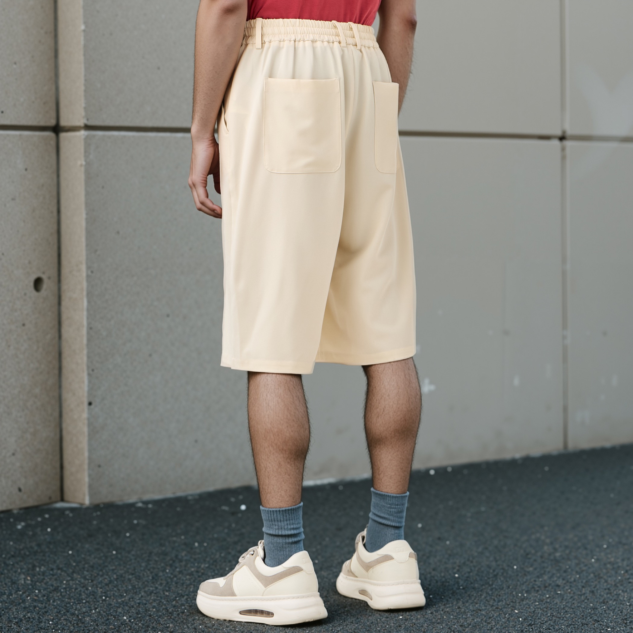 شورت بقصة مريحة وأزرار إغلاق وجيوب-men-clothing-bottoms-shorts-image-3