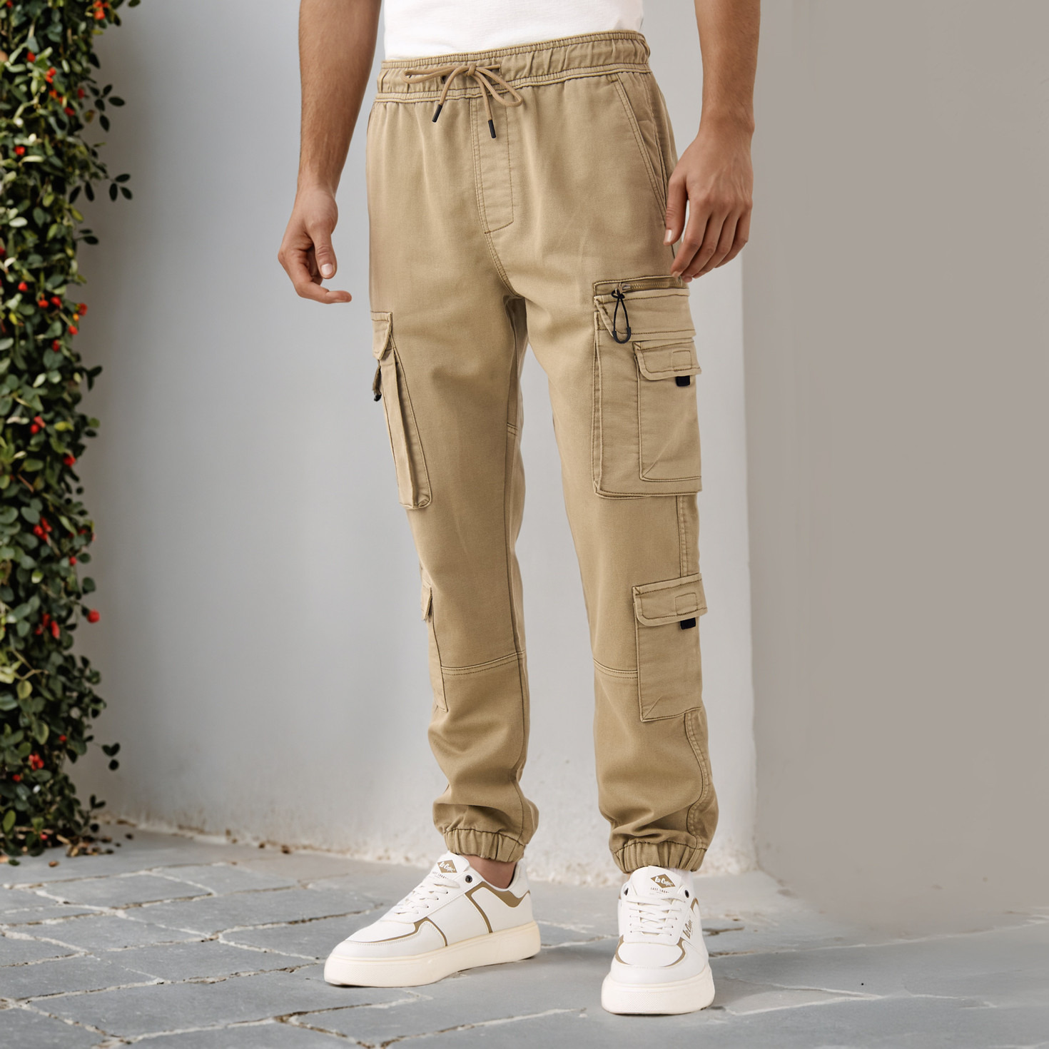 Flexi Waist Cargo Joggers with Pockets-men-clothing-bottoms-joggers-image-1