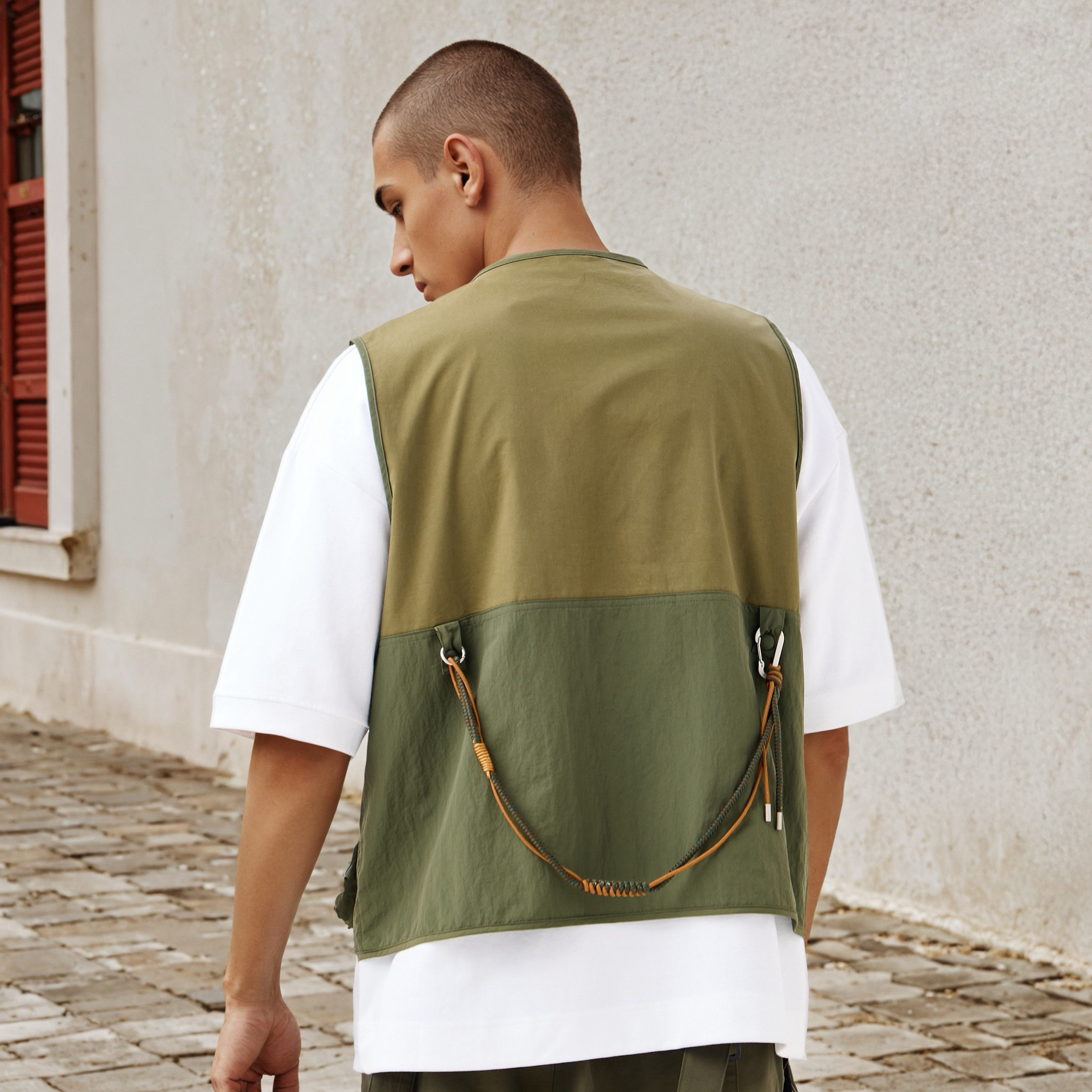 Men Zipper Pocket Utility Gilet-men-clothing-jacketsandblazers-jackets-image-3