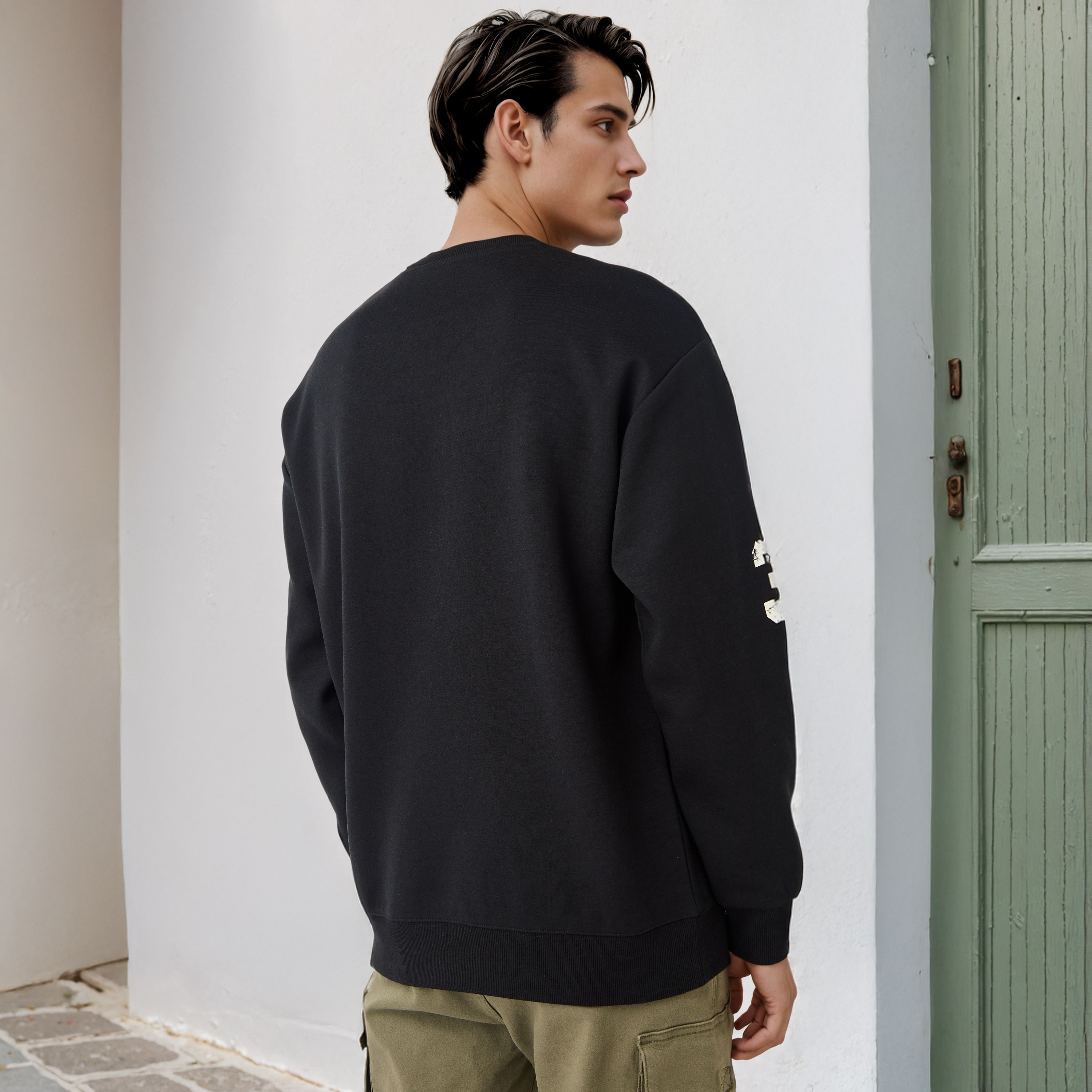 Graphic Print Sweatshirt-men-winterwear-hoodiesandsweatshirts-image-3
