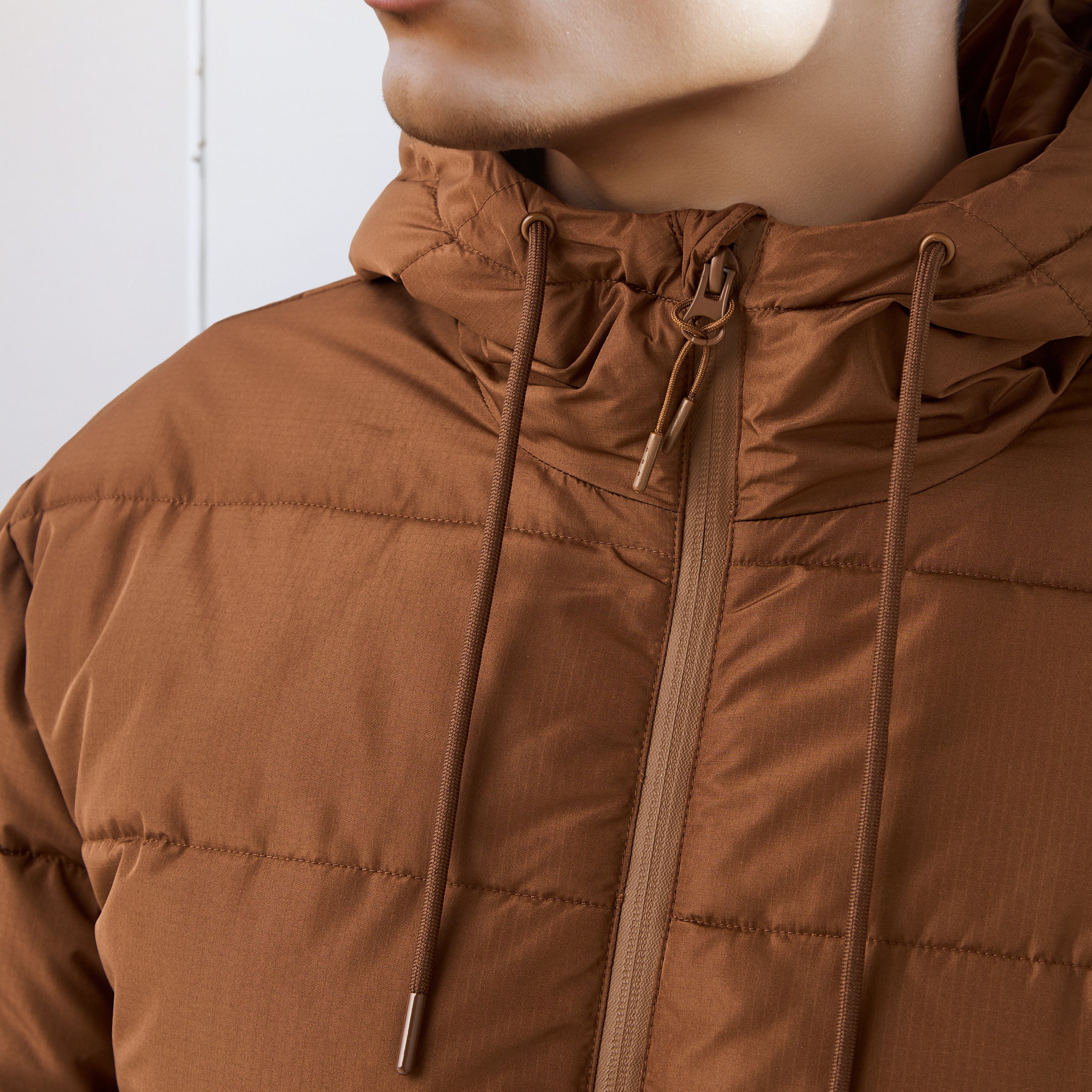جاكيت منفوخ مبطن بقصّة مريحة وقبعة للرجال-men-clothing-jacketsandblazers-jackets-image-16