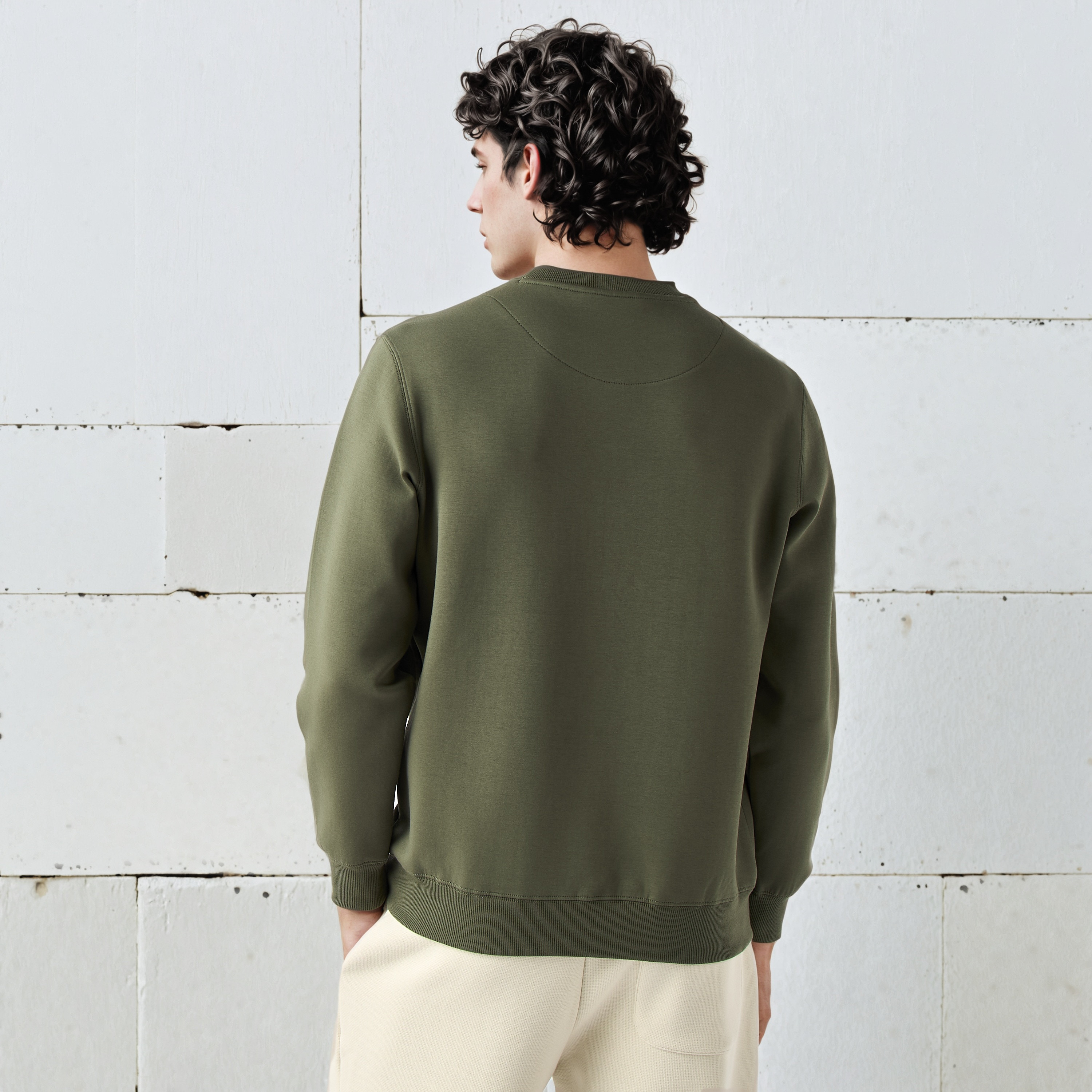سويت شيرت بتصميم إنترلوك وطبعات للرجال من إيكو-men-winterwear-hoodiesandsweatshirts-image-25