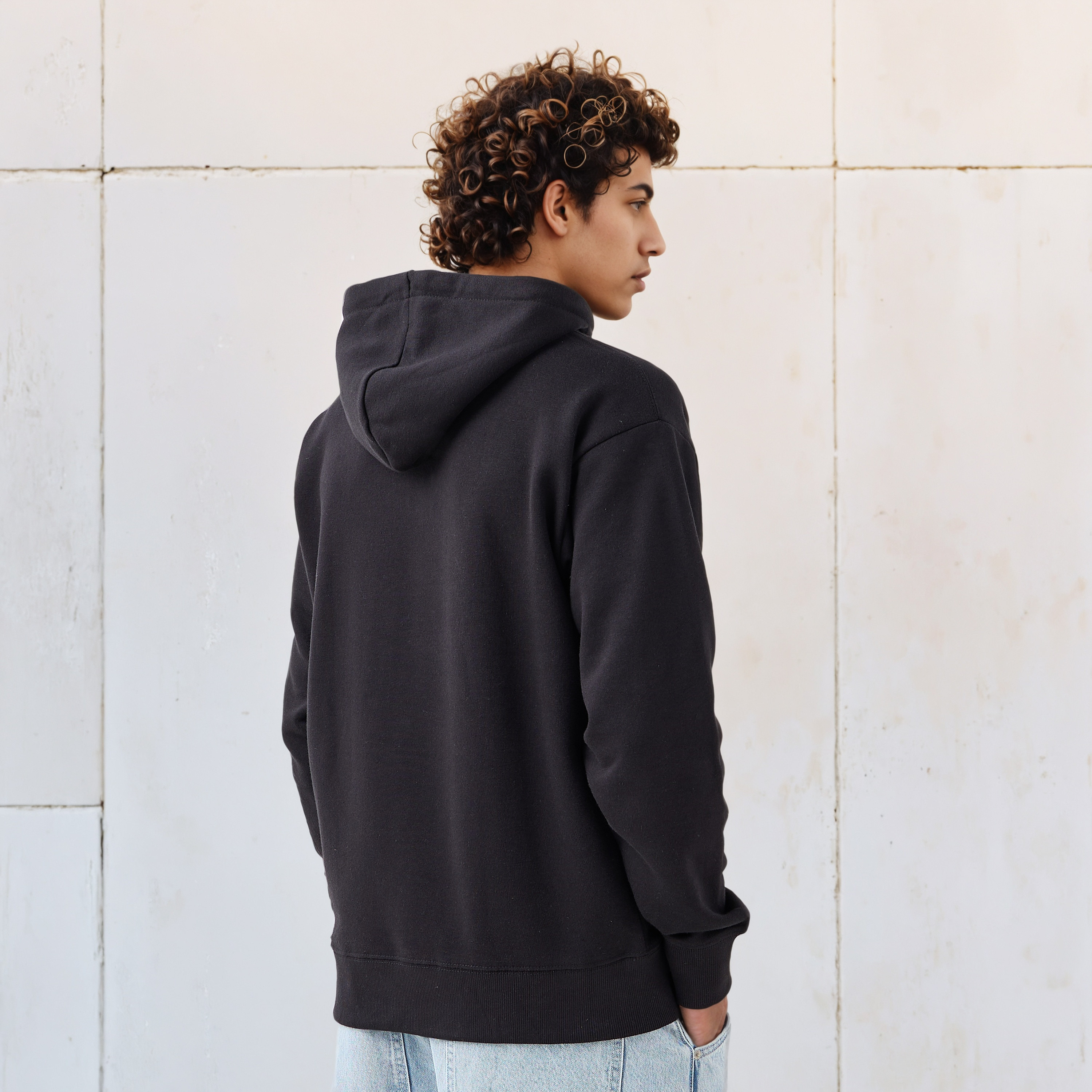 Starter Men Kangaroo Pocket Hoodie-men-winterwear-hoodiesandsweatshirts-image-3