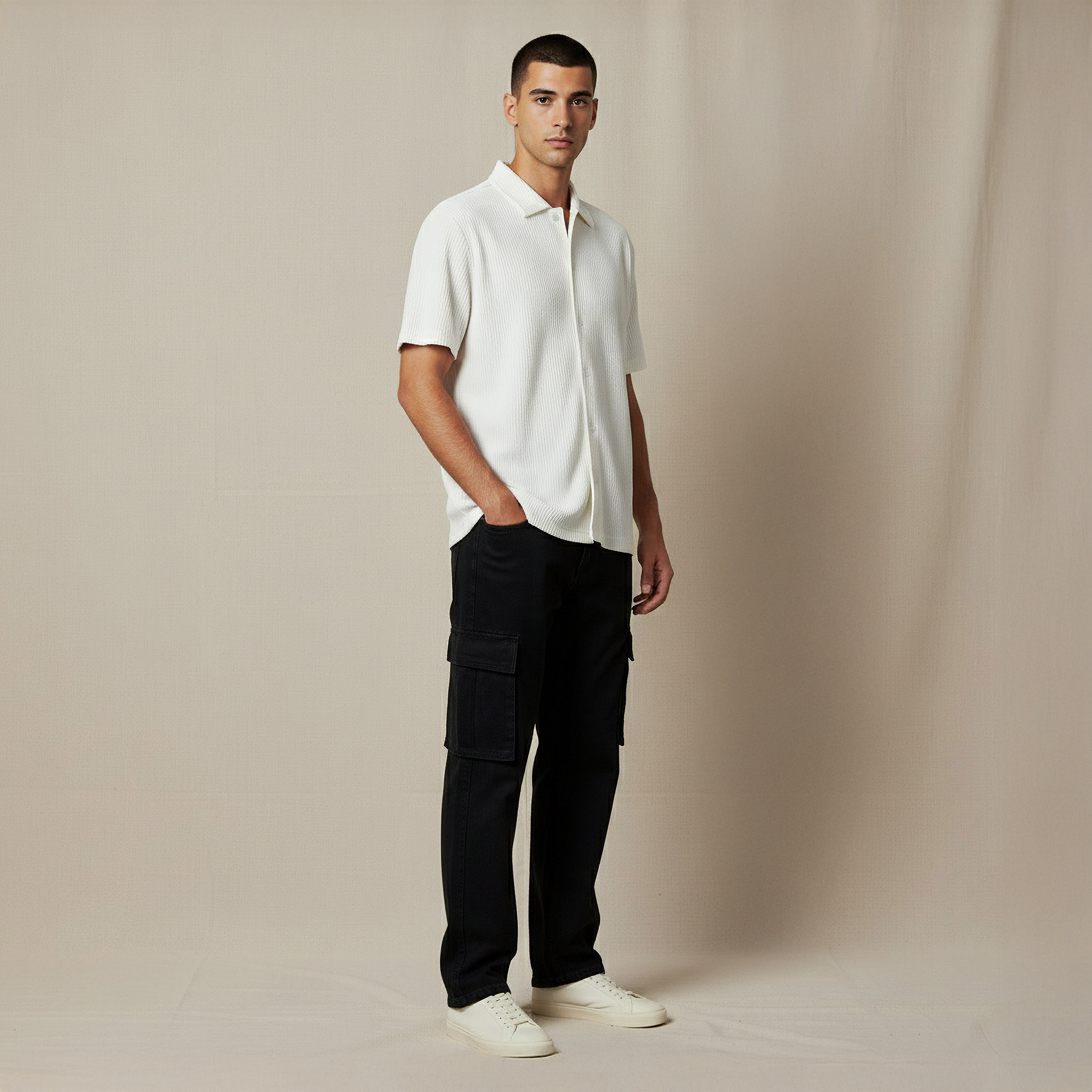 Men Regular Fit Crew Neck Short Sleeve Textured Shirt-men-clothing-tshirtsandpolos-tshirts-image-2