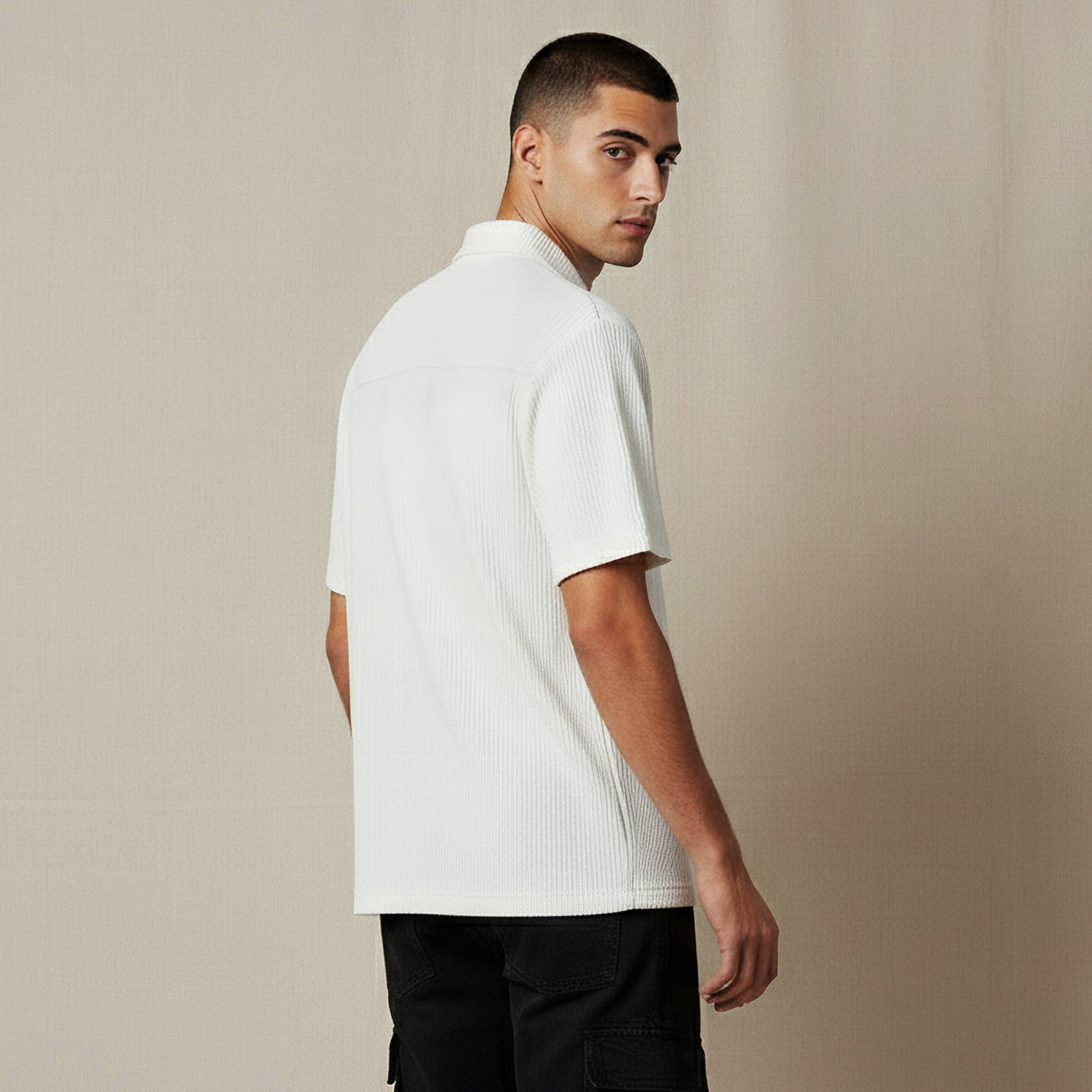 Men Regular Fit Crew Neck Short Sleeve Textured Shirt-men-clothing-tshirtsandpolos-tshirts-image-3