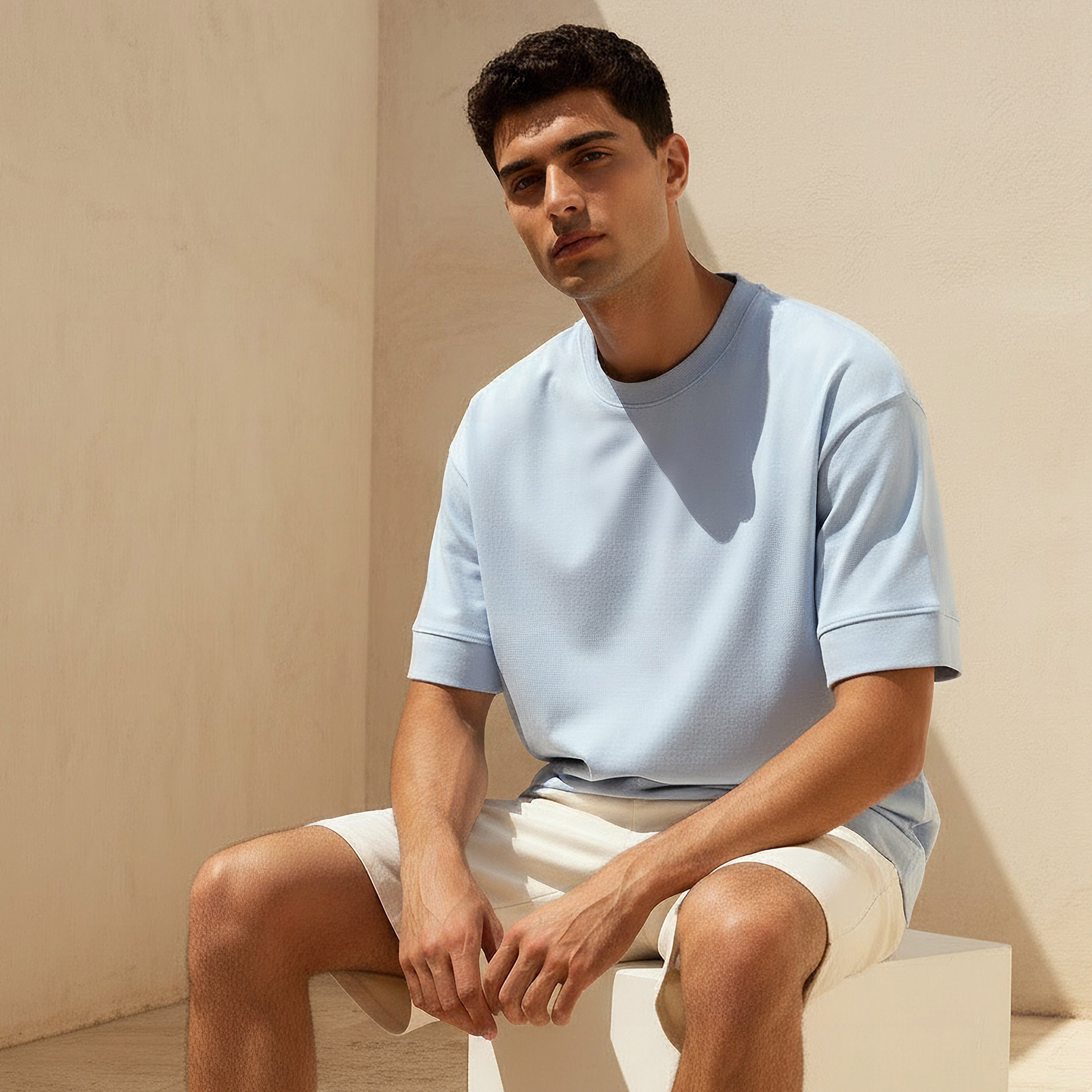 تيشيرت بوكسي رجالي برقبة ضيقة وأكمام قصيرة-men-clothing-tshirtsandpolos-tshirts-image-1