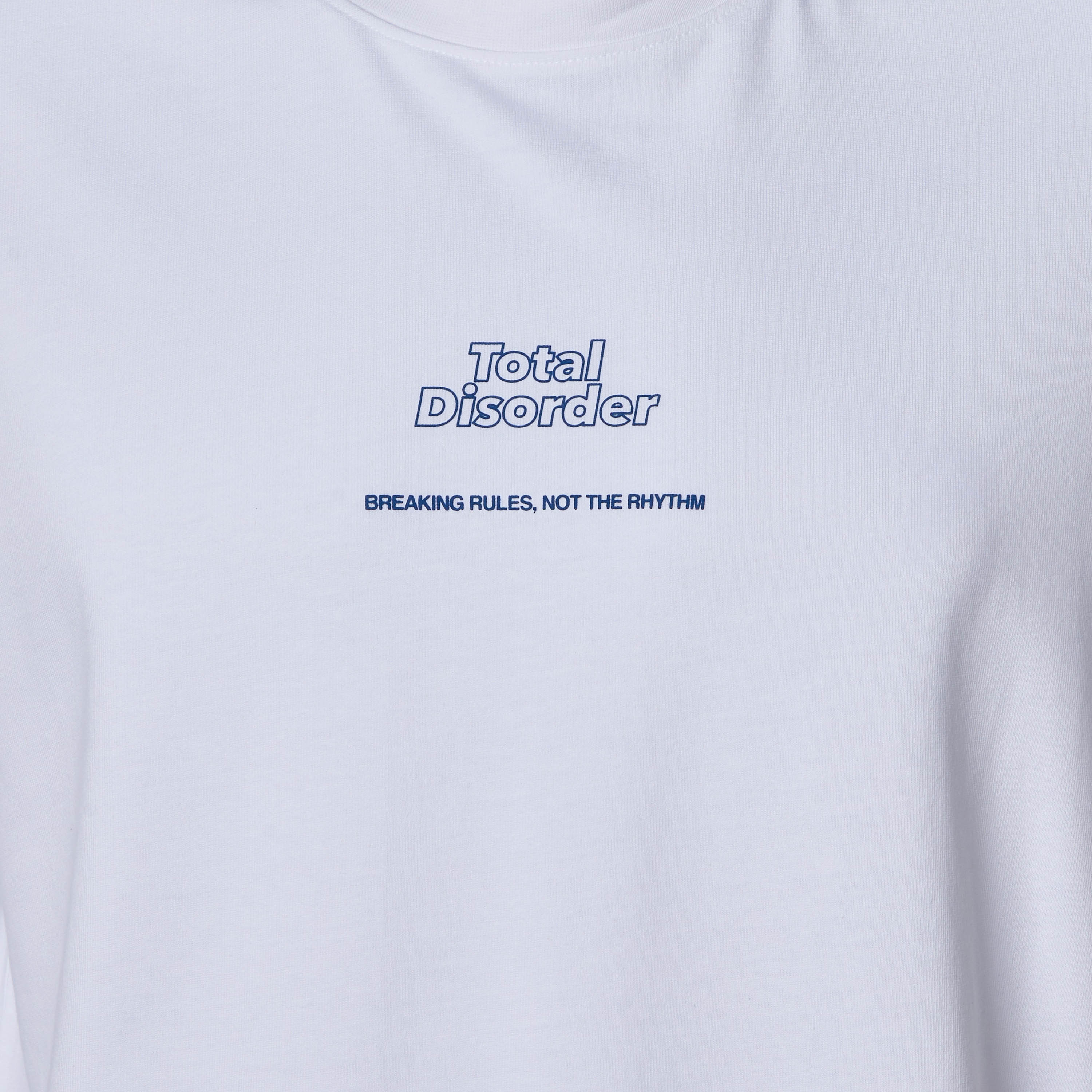 تيشيرت رجالي بطبعات جرافيك وأكمام قصيرة وياقة ضيقة وقصة عادية-men-clothing-tshirtsandpolos-tshirts-image-2