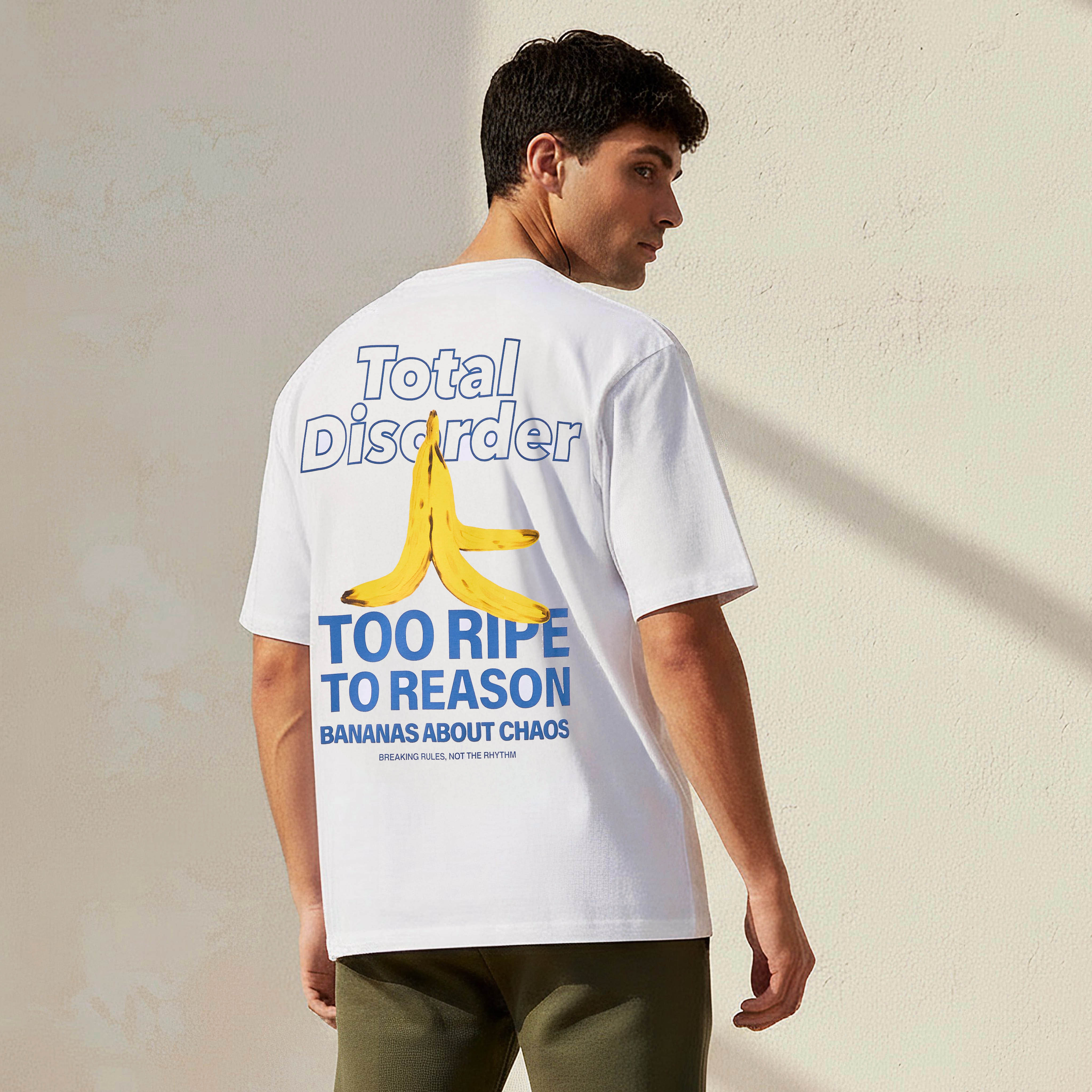 تيشيرت رجالي بطبعات جرافيك وأكمام قصيرة وياقة ضيقة وقصة عادية-men-clothing-tshirtsandpolos-tshirts-image-4