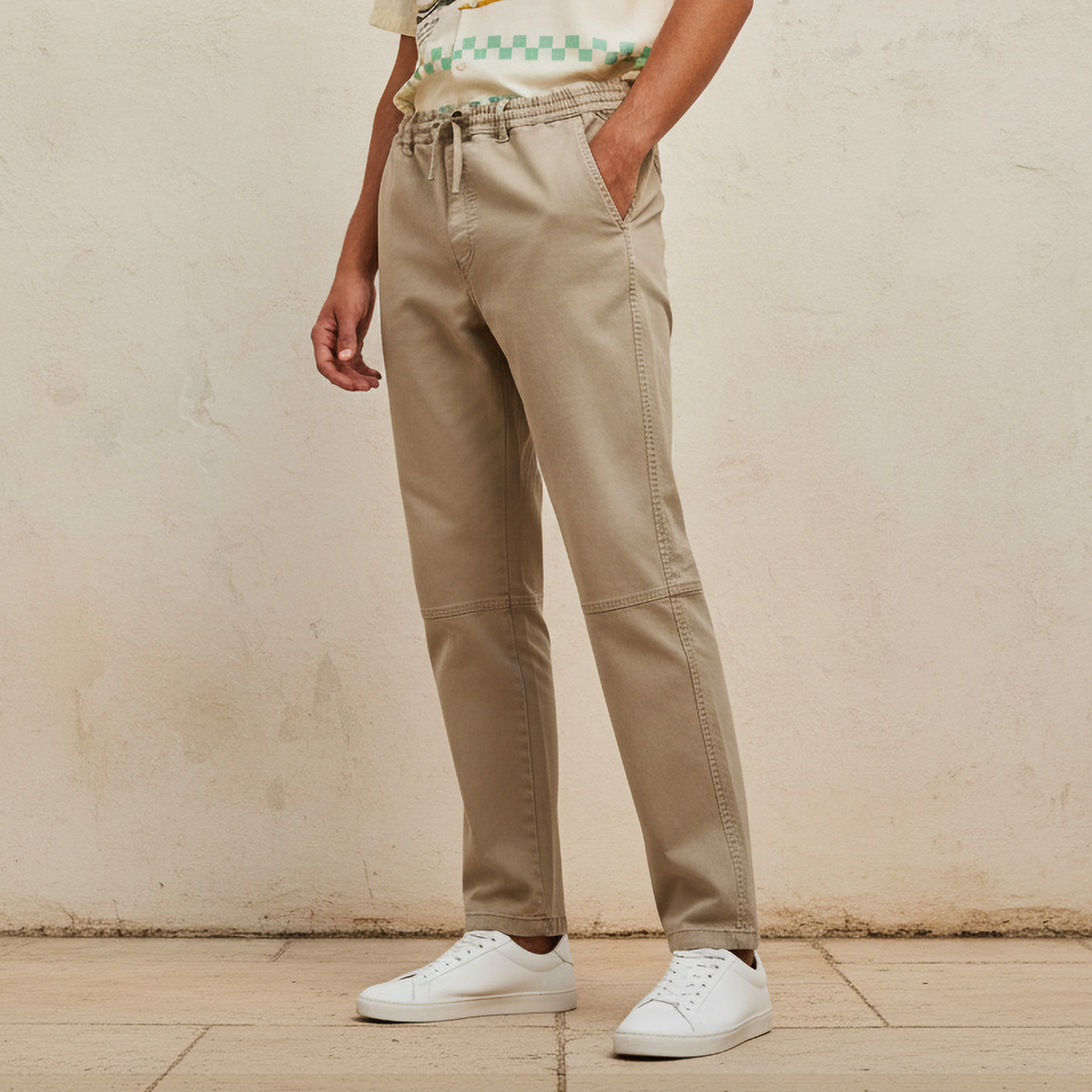 بنطلون بقصة عادية وخصر مطاطي من سبلاش يوث-men-clothing-bottoms-trousersandchinos-trousers-image-1