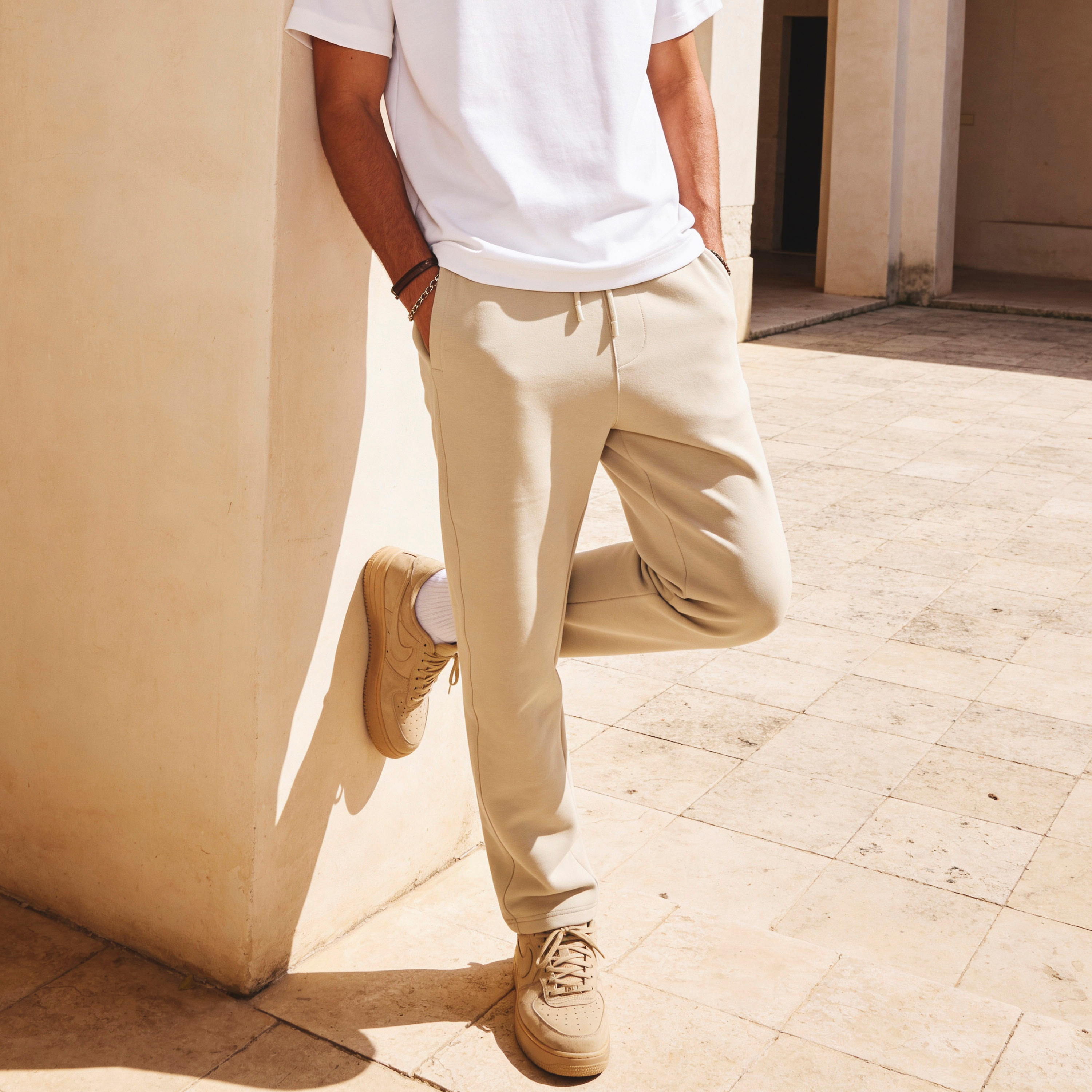 بنطلون رياضي إنترلوك بقصة مريحة للرجال-men-clothing-bottoms-joggers-image-5