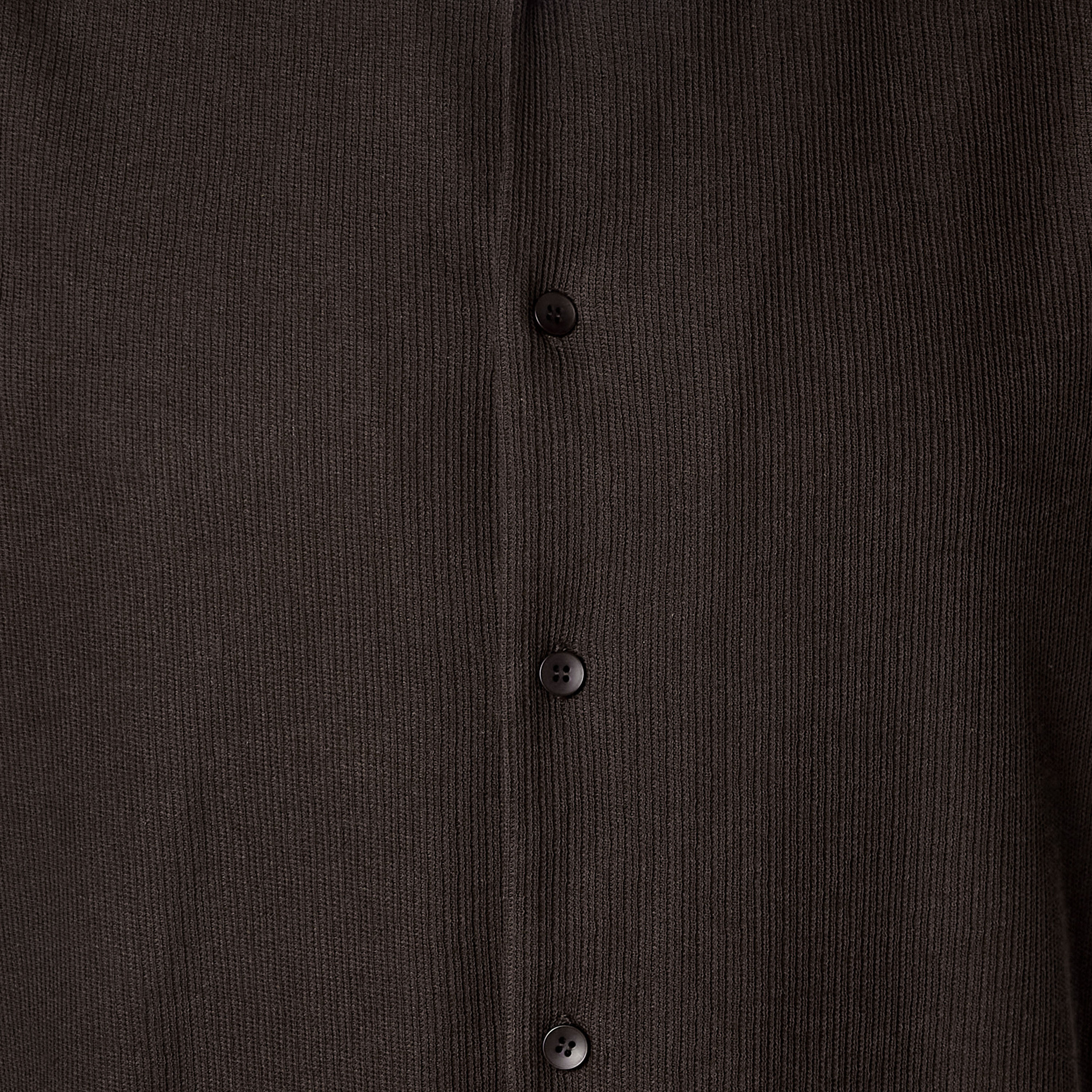 قميص بقصة عادية وياقة وملمس بارز وأكمام قصيرة للرجال-men-clothing-shirts-image-4
