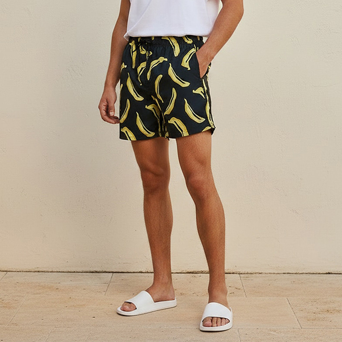 شورت بطبعات للرجال-men-clothing-swimandbeach-shorts-image-1