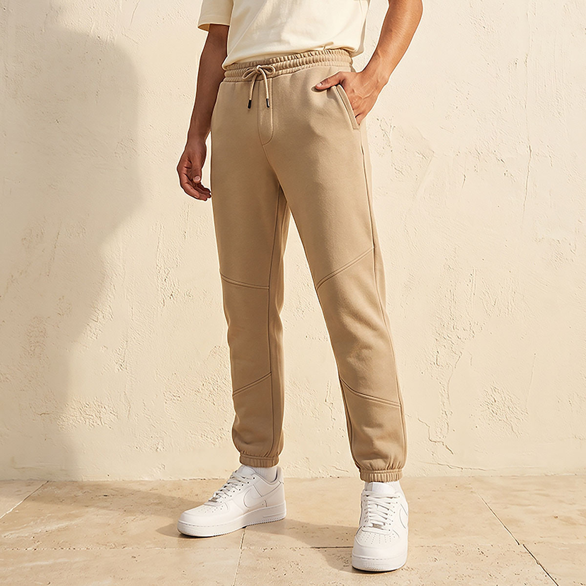 Men Regular Fit Joggers with Drawstring Closure-men-clothing-bottoms-joggers-image-1