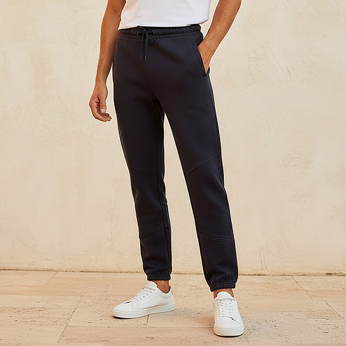 Men Regular Fit Joggers with Drawstring Closure-men-clothing-bottoms-joggers-image-1