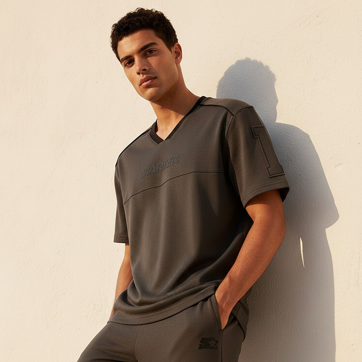 Starter Regular Fit V-Neck Panelled T-shirt-men-clothing-tshirtsandpolos-tshirts-image-5