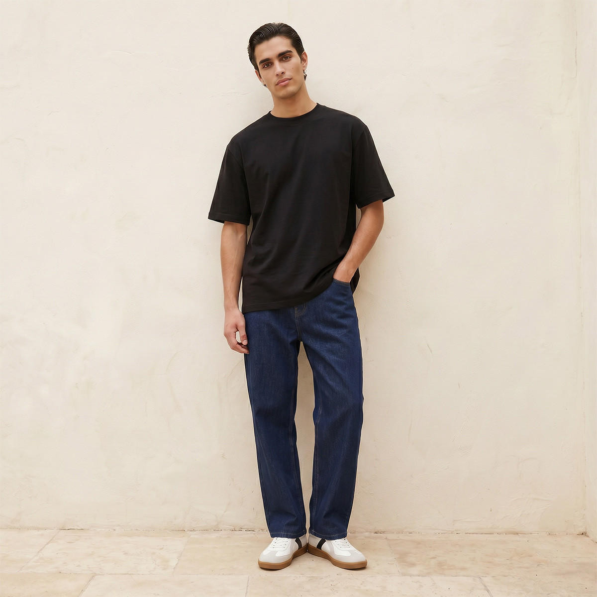 تيشيرت بقصّة عادية وياقة ضيّقة من سبلاش يوث-men-clothing-tshirtsandpolos-tshirts-image-2