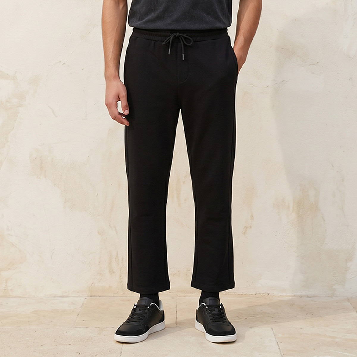 بنطلون رياضي بقصّة عادية وخصر رباط من سبلاش يوث -men-clothing-bottoms-trousersandchinos-trousers-image-1