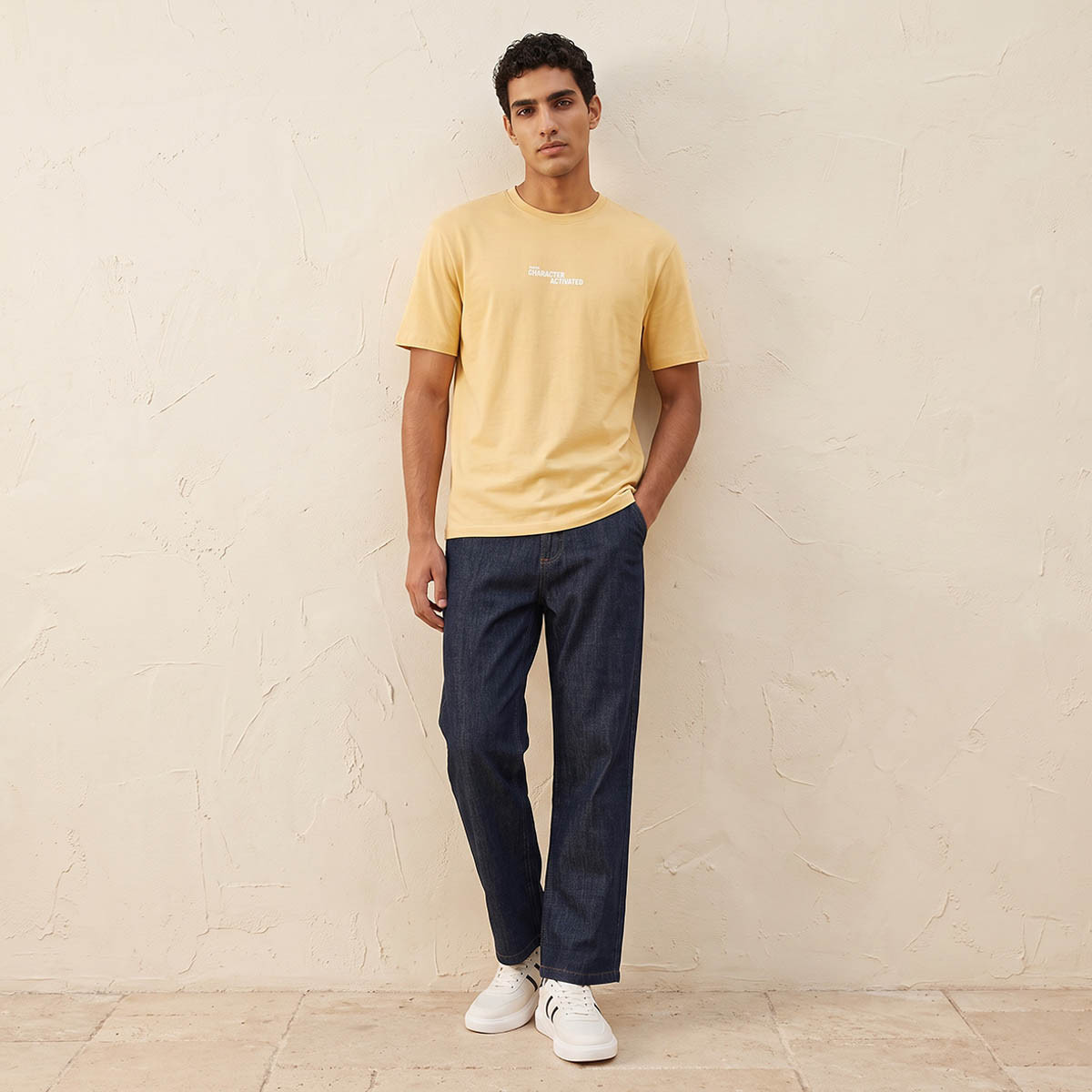 تيشيرت بياقة ضيقة وطبعات جرافيك من سبلاش يوث-men-clothing-tshirtsandpolos-tshirts-image-2