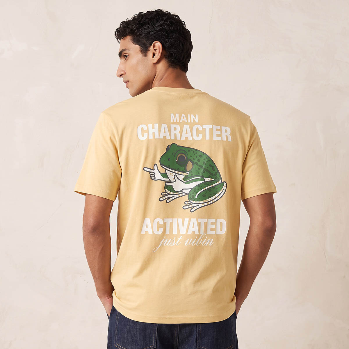 تيشيرت بياقة ضيقة وطبعات جرافيك من سبلاش يوث-men-clothing-tshirtsandpolos-tshirts-image-1