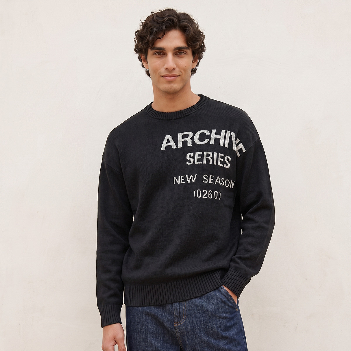 كنزة بطبعات جرافيك وياقة ضيقة من سبلاش يوث-men-clothing-sweatersandpullovers-image-1
