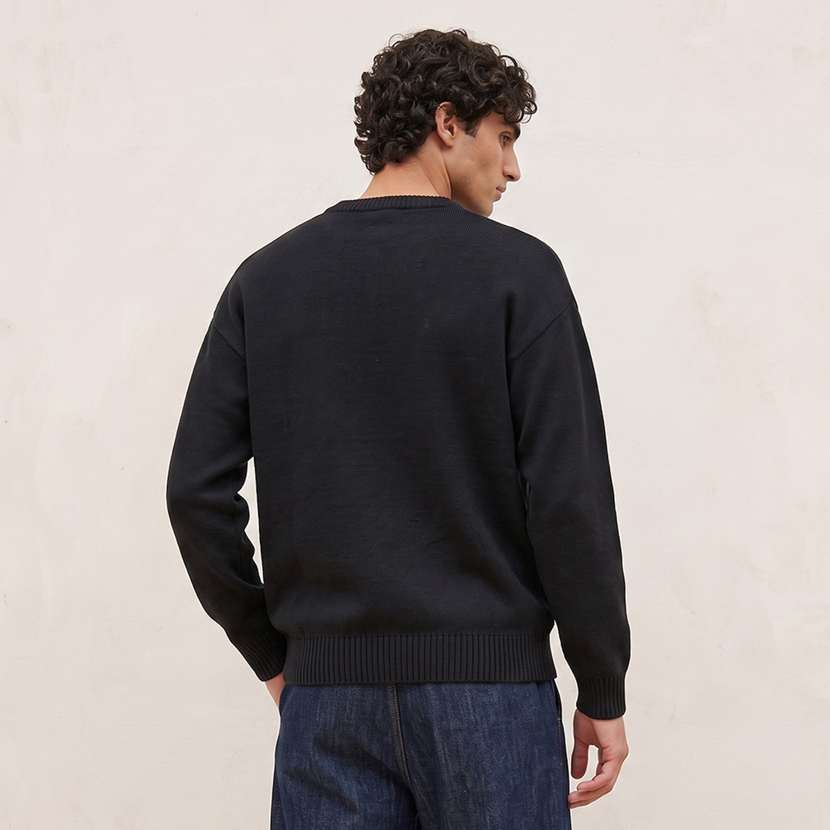 كنزة بطبعات جرافيك وياقة ضيقة من سبلاش يوث-men-clothing-sweatersandpullovers-image-3