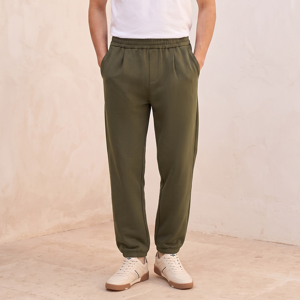 بنطلون رياضي بقصة عادية سكوبا من سبلاش-men-clothing-bottoms-joggers-image-1
