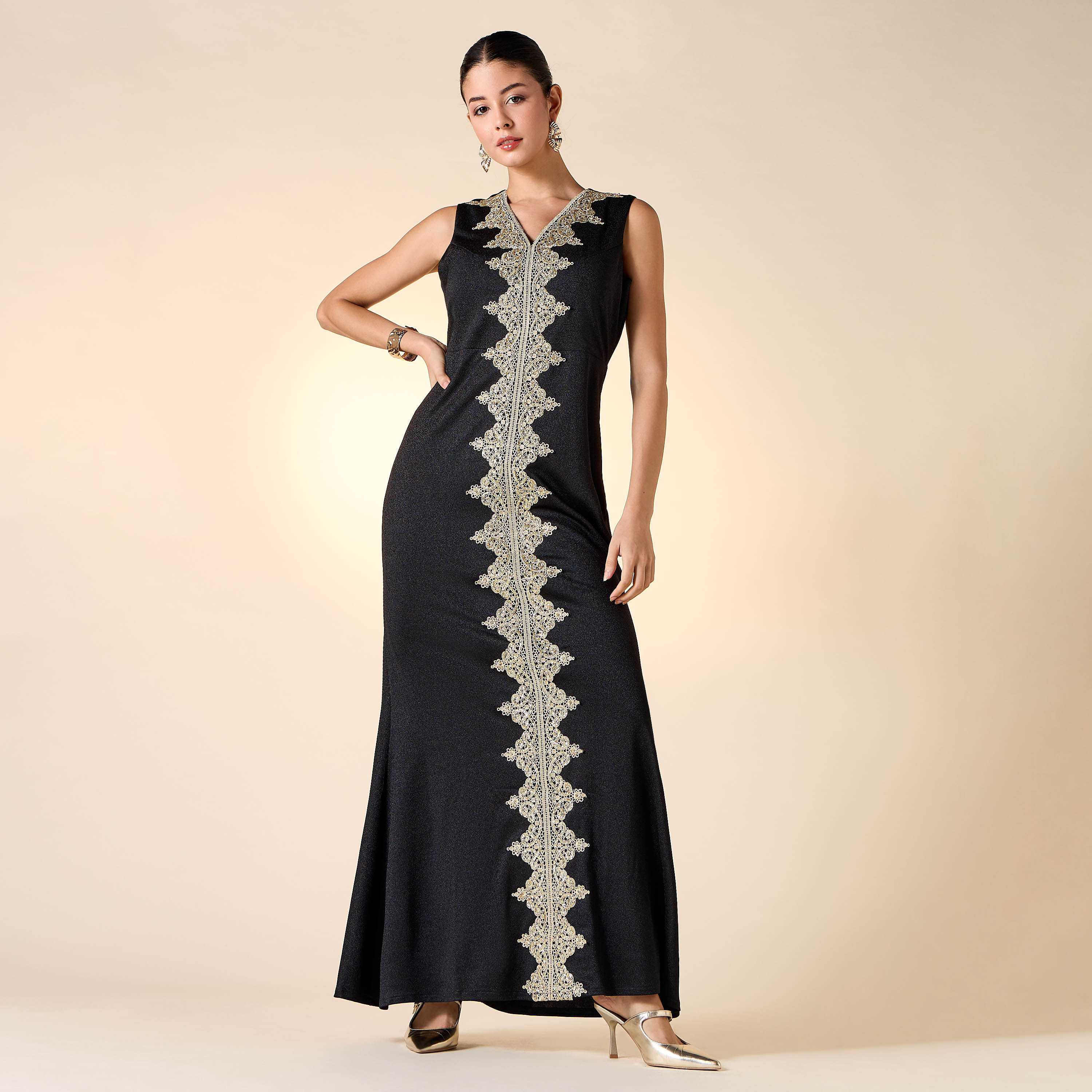 فستان بدون أكمام وتفاصيل دانتيل مع سترة طويلة مفتوحة من جولدن آبل-women-clothing-dresses-image-4