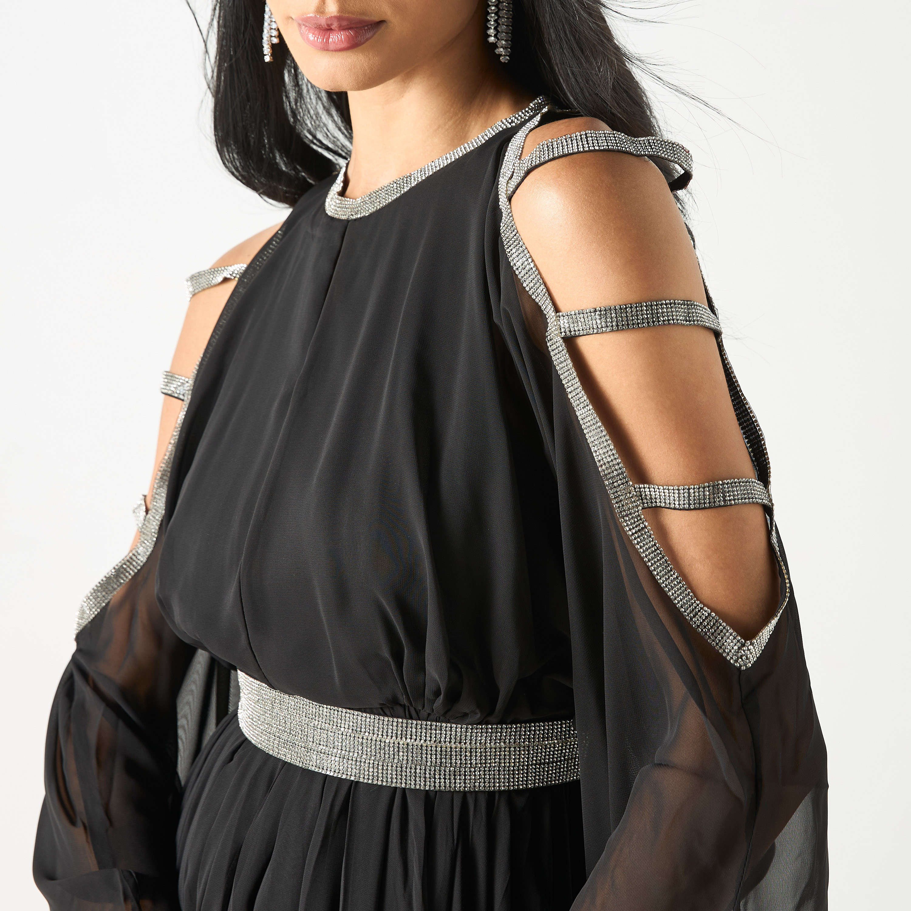 فستان طويل بأكتاف مكشوفة وتزيينات من جولدن أبل-women-clothing-dresses-image-12