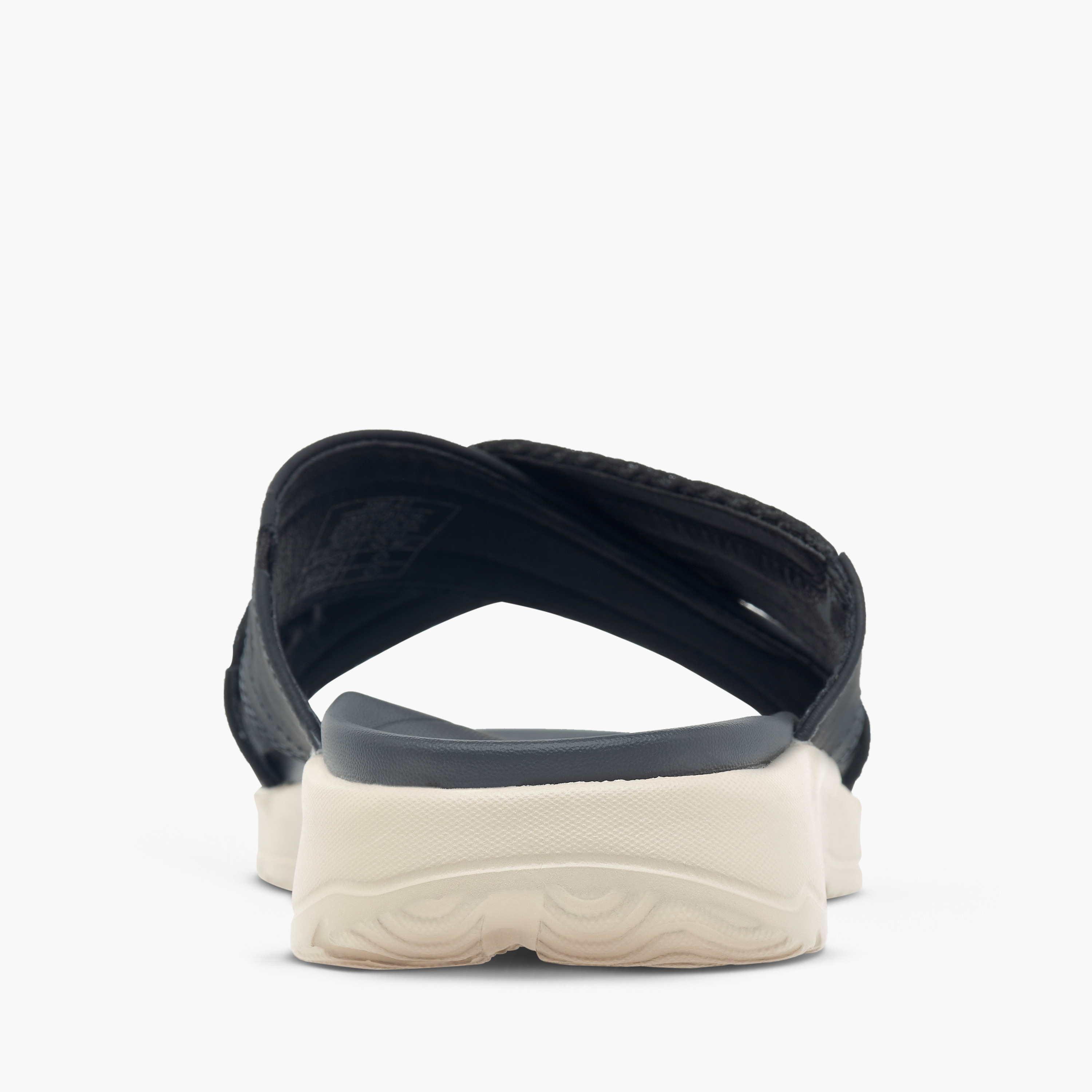 صندل سهل الارتداء بحزام متقاطع وتفاصيل غرز من إل بي إل من شو إكسبريس-men-shoes-sandals-image-8