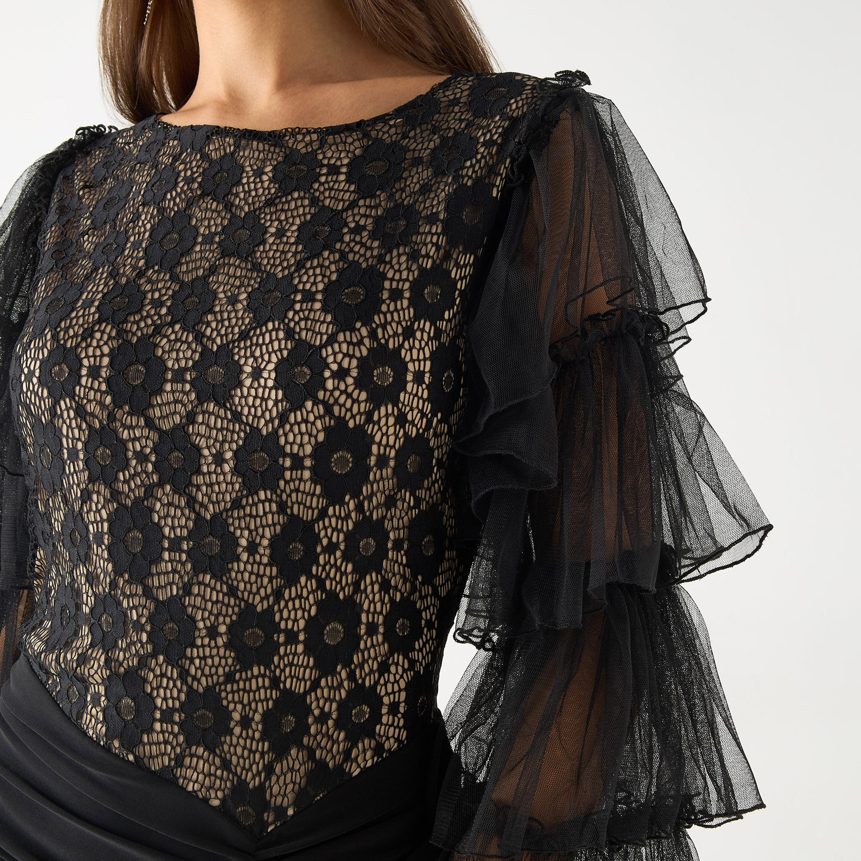 فستان ماكسي سادة بدانتيل وكشكش من جولدن آبل-women-clothing-dresses-image-5