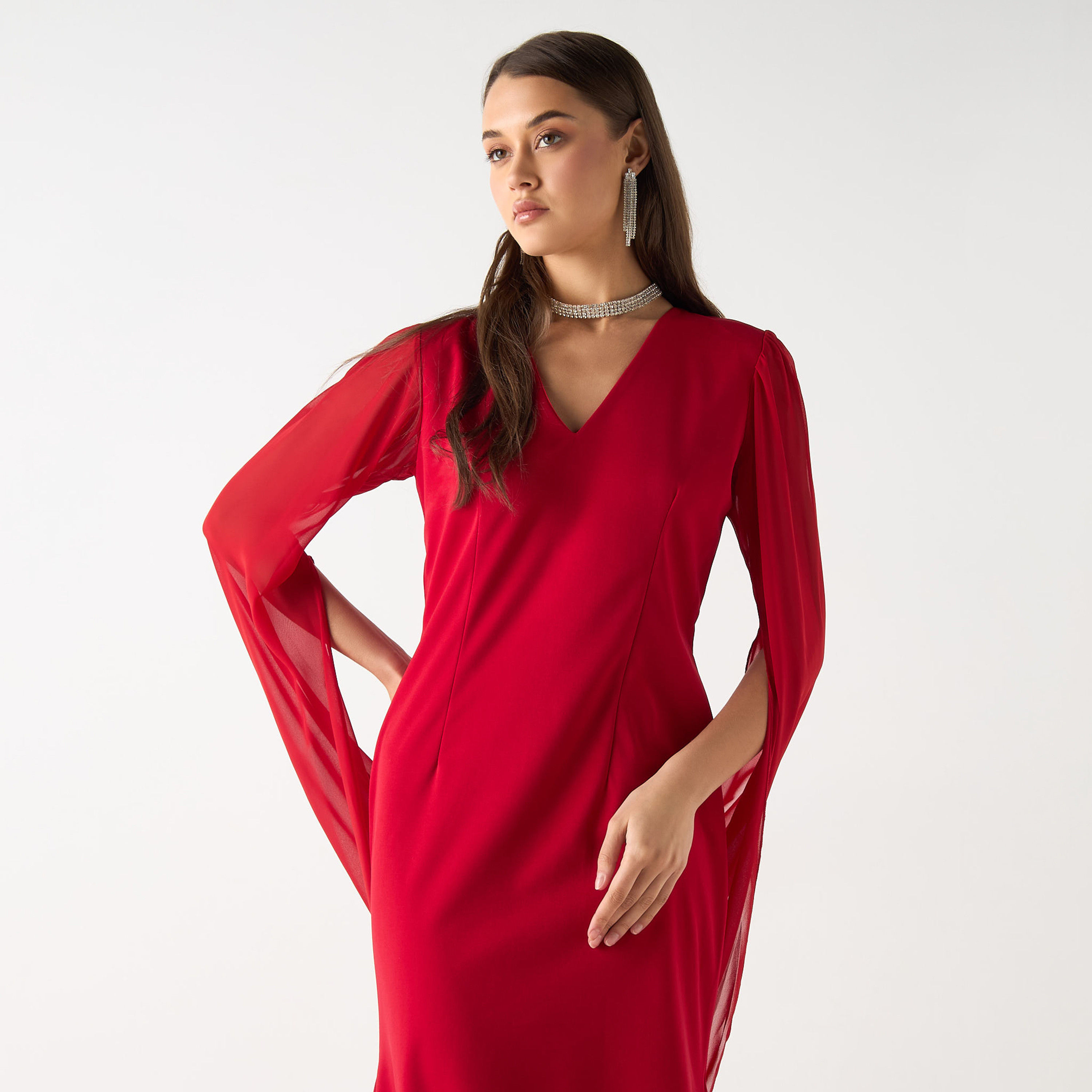 فستان طويل سادة بأكمام طويلة بفتحة وياقة شكل حرف v من جولدن أبل-women-clothing-dresses-image-4