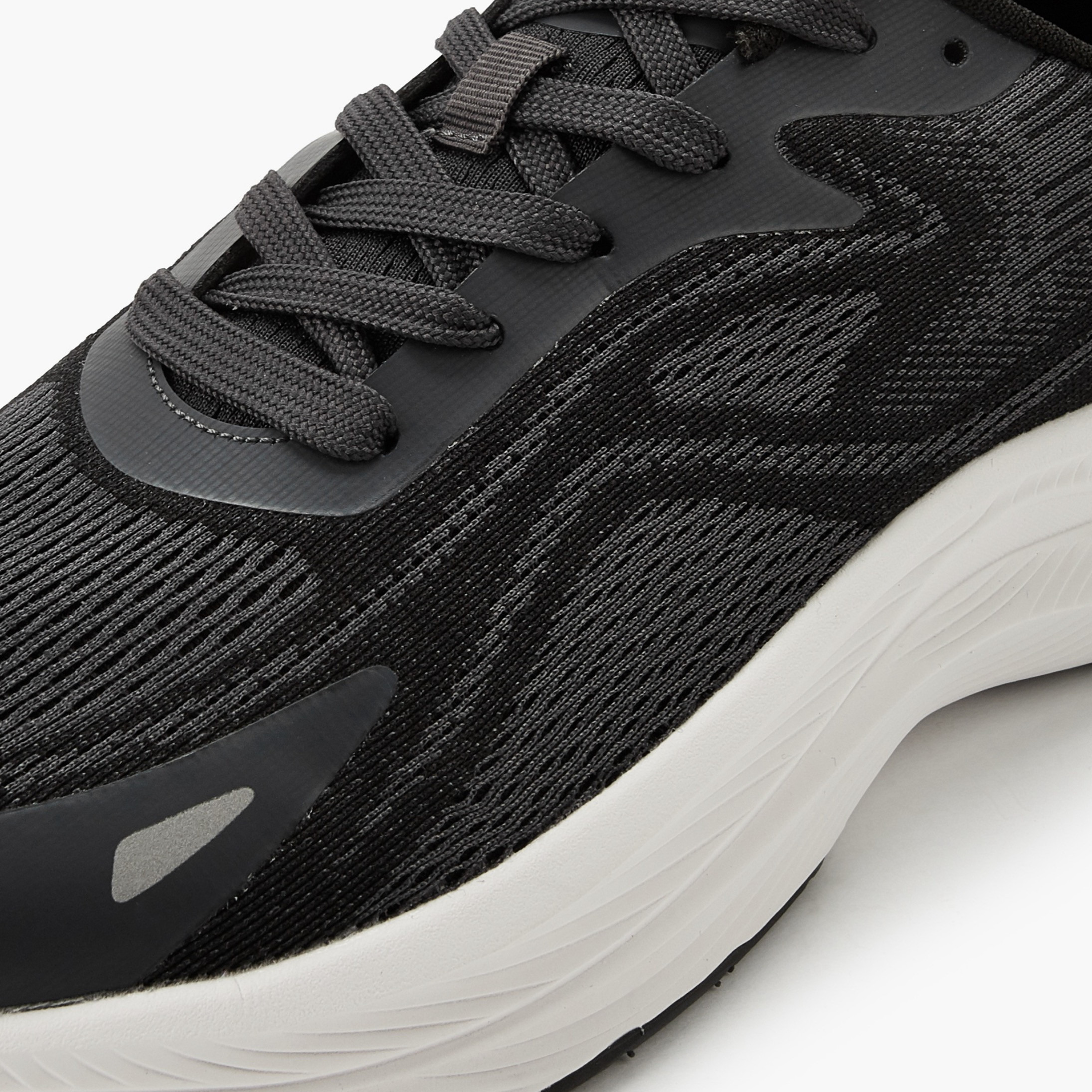 حذاء رياضي برباط إغلاق للرجال من كابا-men-shoes-sports-image-4