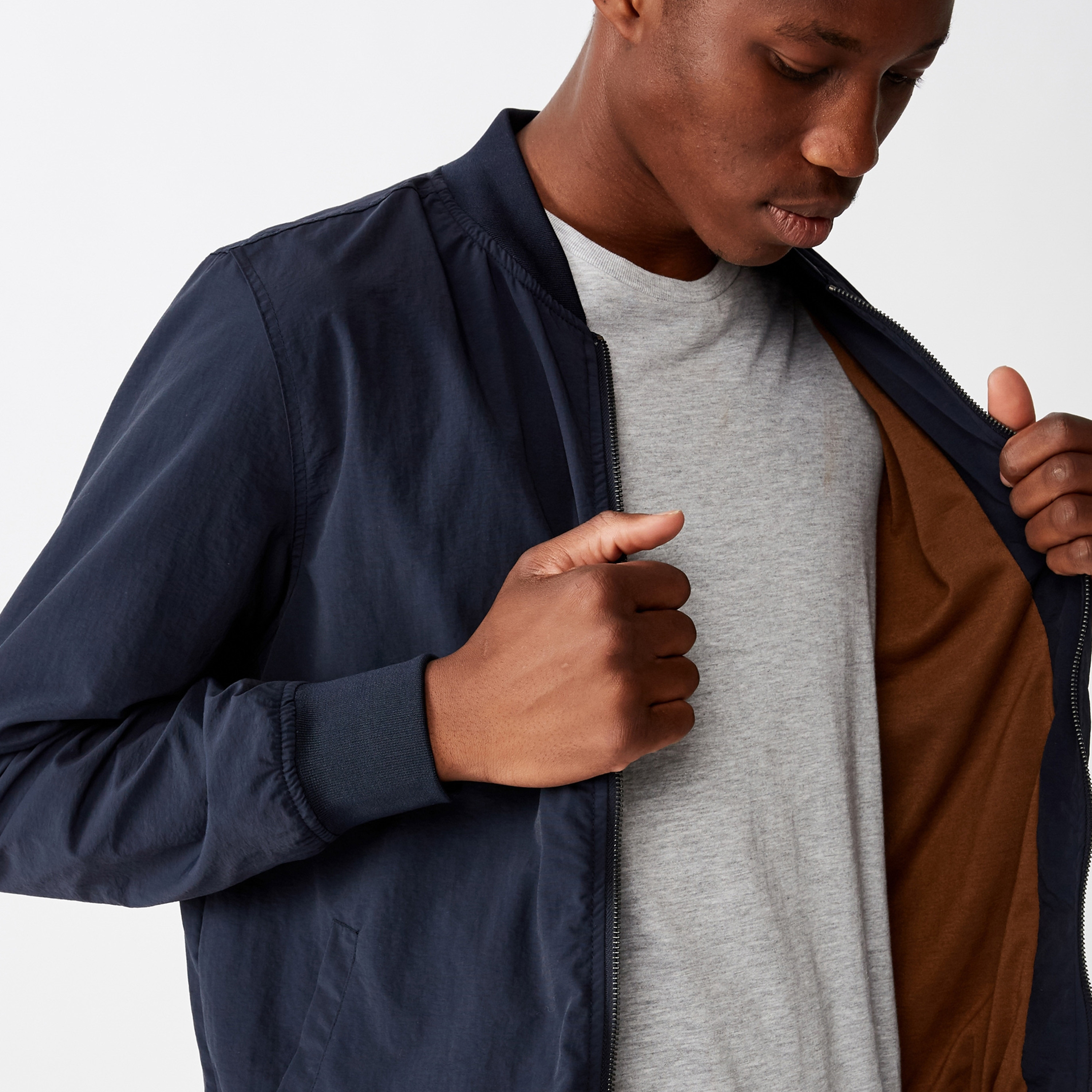جاكيت بومبر سادة بأكمام طويلة وسحاب إغلاق من كوتون أون-men-clothing-jacketsandblazers-jackets-image-3