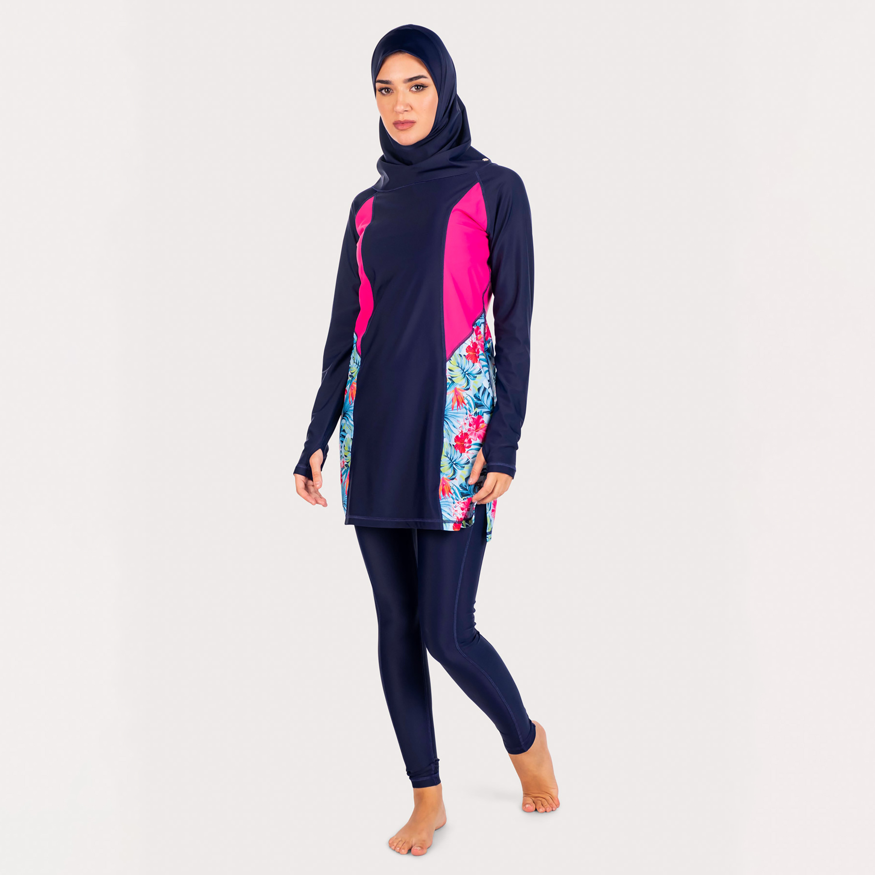  طقم ملابس سباحة نسائية محتشمة مع كولون من ثلاث قطع من كويغا بلون أزرق-women-clothing-swimandbeach-burkinis-image-1