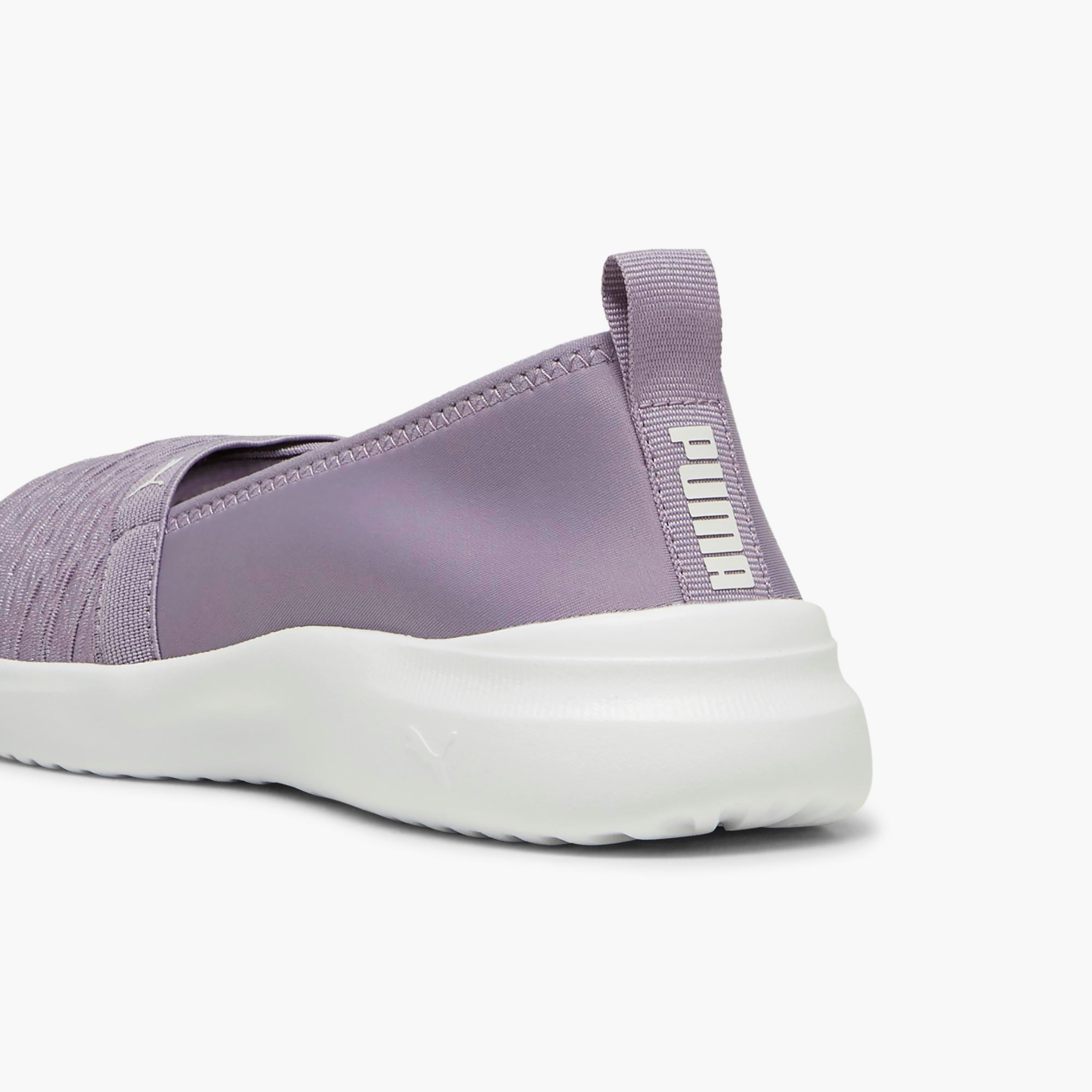حذاء المشي أديلينا للنساء من بوما | OE-women-shoes-sneakers-image-12
