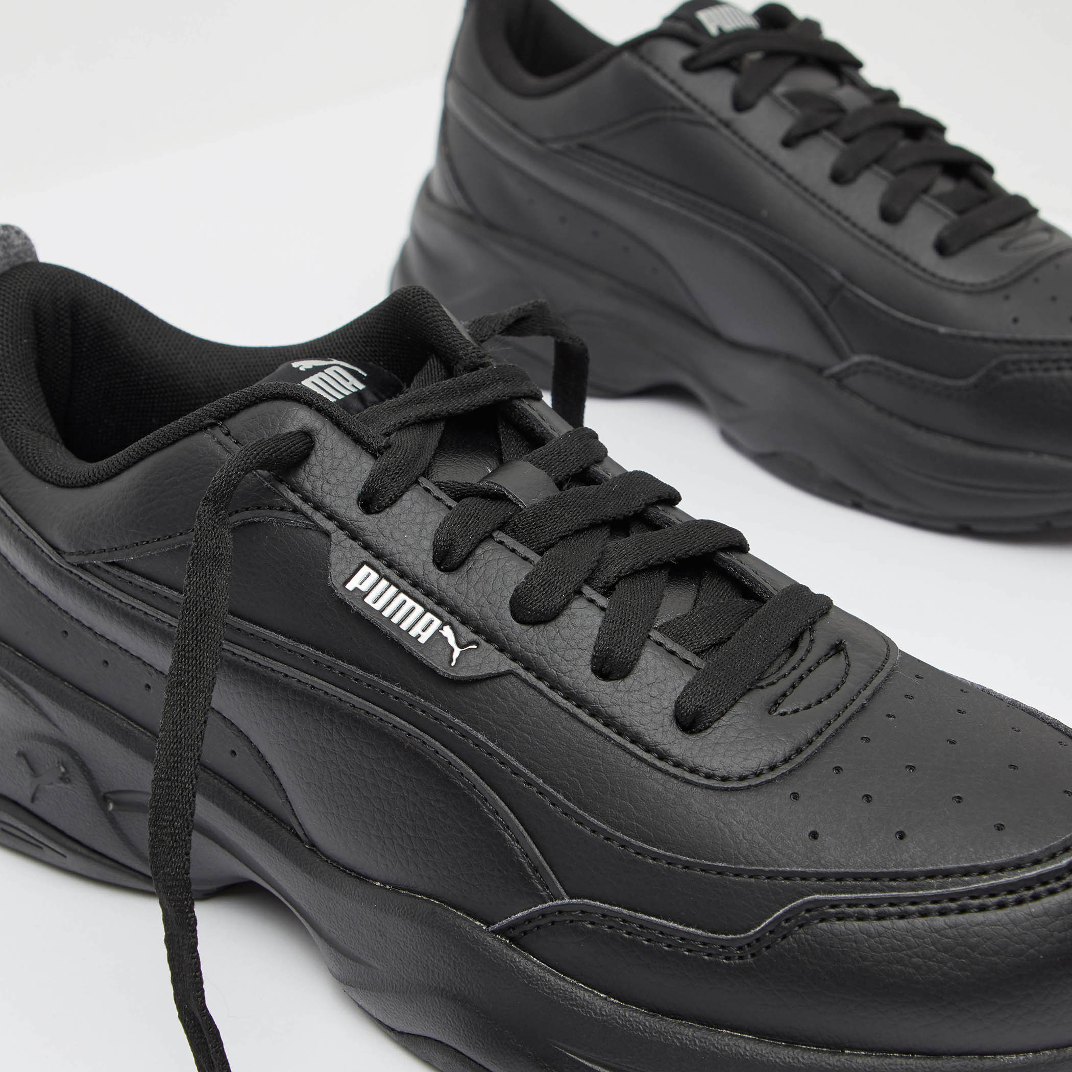 حذاء تدريب برباط إغلاق للنساء من بوما-sports-women-shoes-image-6