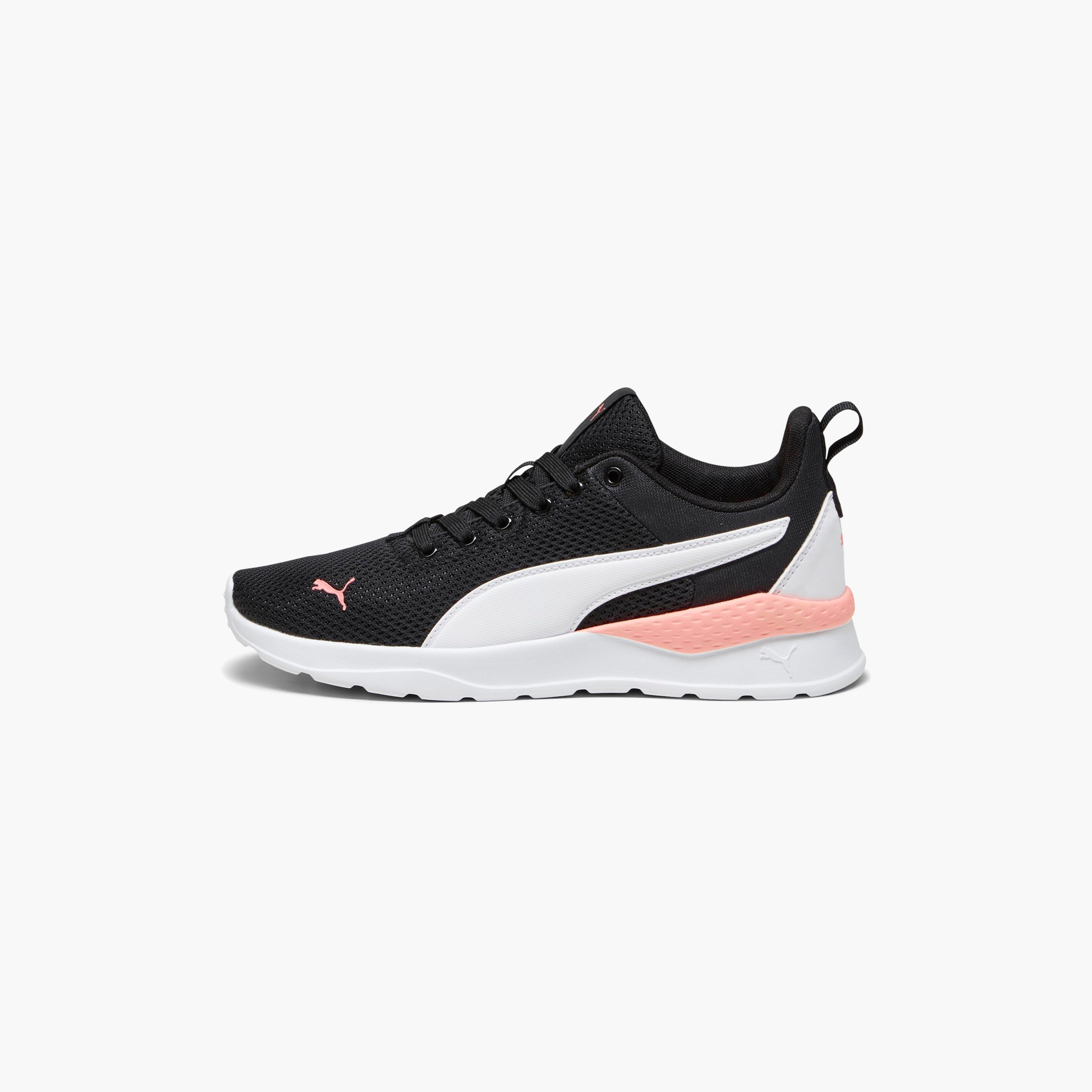 حذاء رياضي أنزاران لايت للنساء من بوما 37112851 | OE-sports-women-shoes-image-3