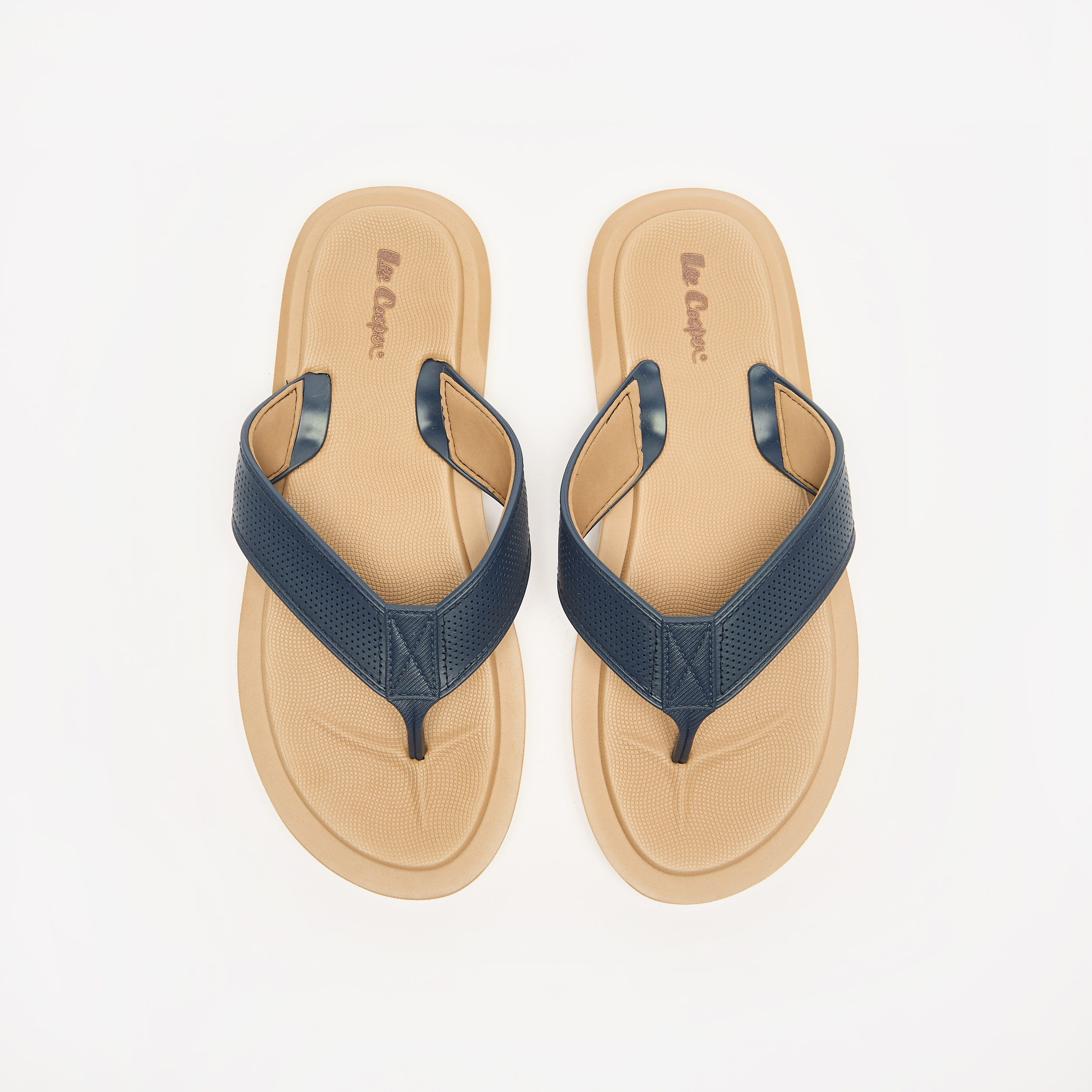شبشب فليب فلوب بزينة شعار للرجال من لي كوبر-men-shoes-flipflopsandslides-image-1