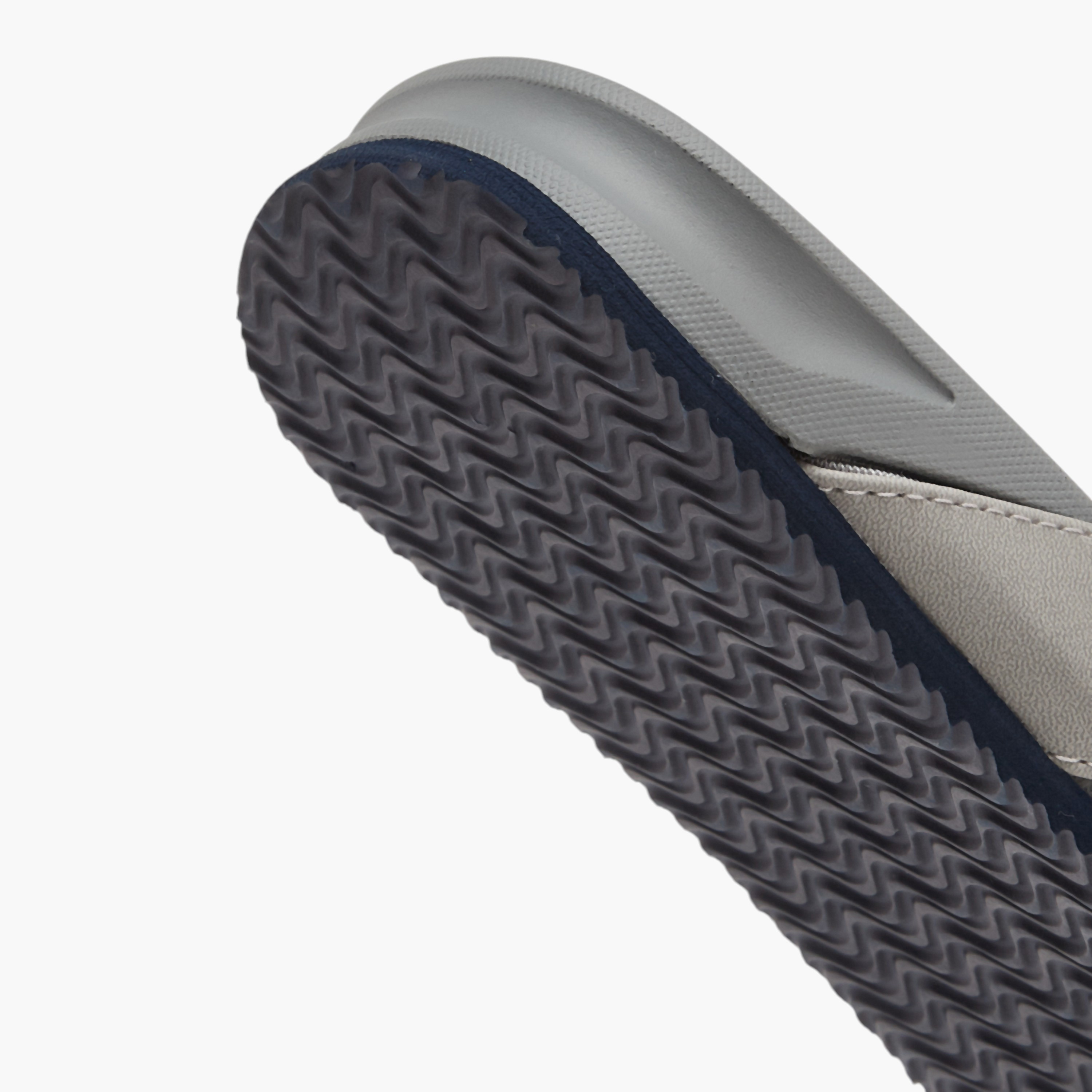 شبشب فليب فلوب سهل الارتداء بطبعات شعار للرجال من لي كوبر-men-shoes-flipflopsandslides-image-4