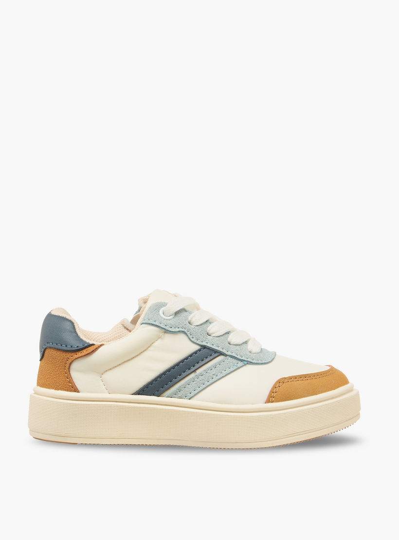 حذاء سنيكرز برباط إغلاق للأولاد من جونيورز-boys-shoes-sneakers-image-3