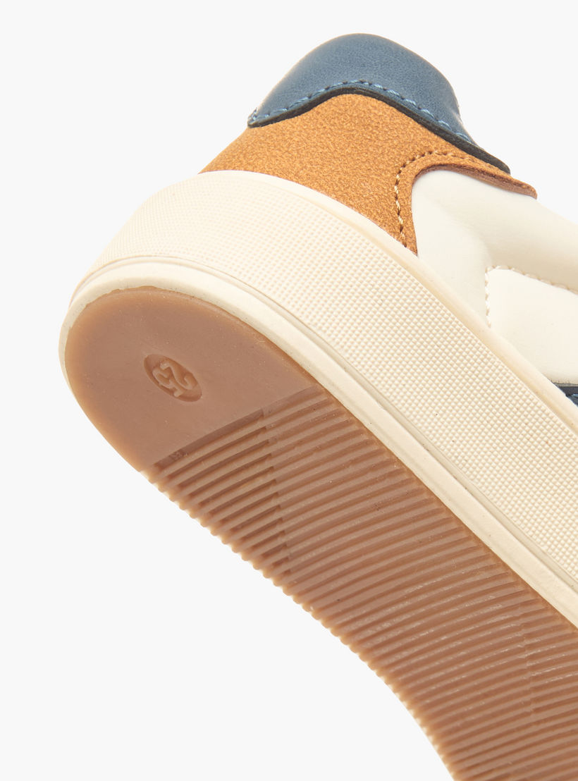 حذاء سنيكرز برباط إغلاق للأولاد من جونيورز-boys-shoes-sneakers-image-6