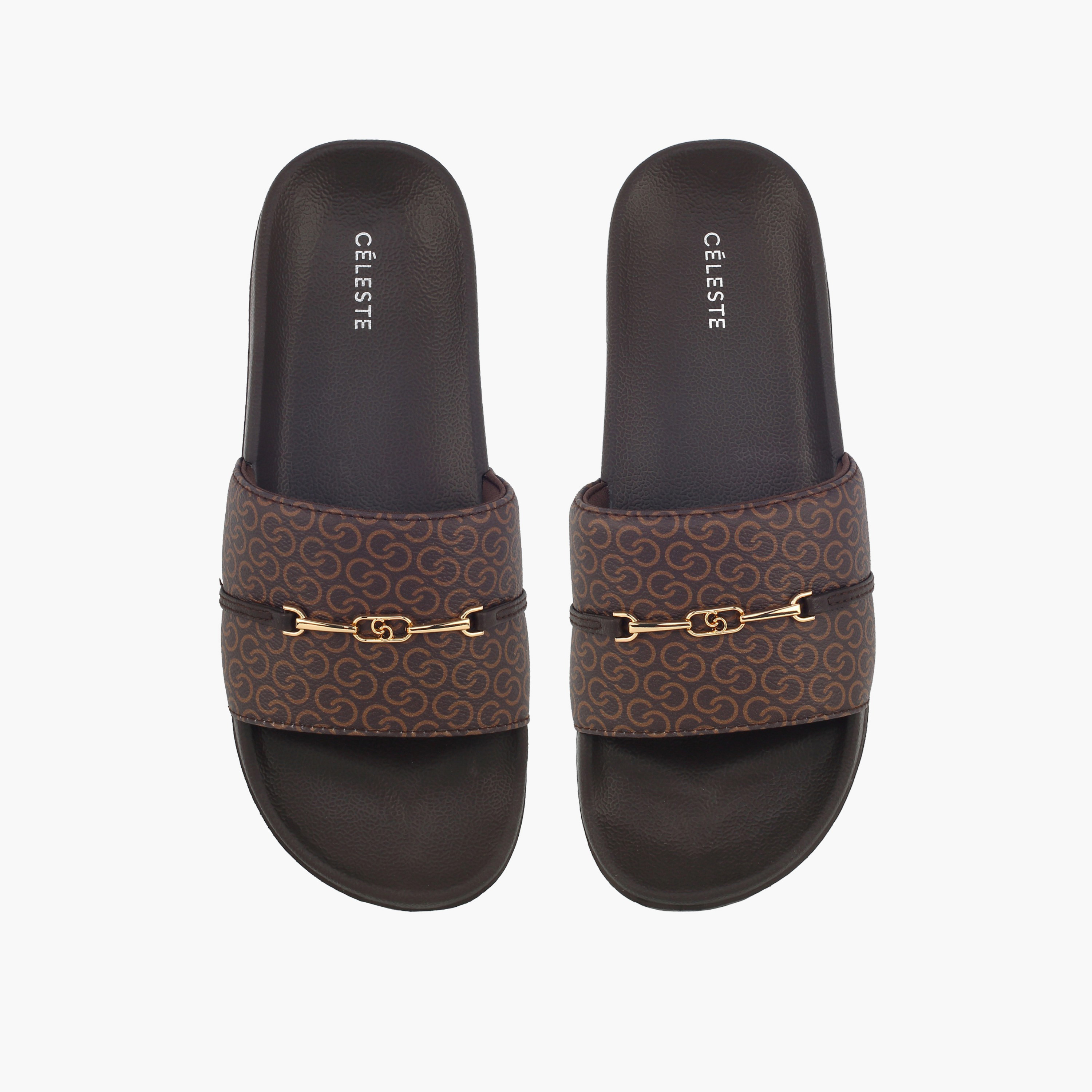 شبشب سلايد بطبعات مونوجرام للنساء من سيليست-women-shoes-flipflopsandslides-image-1