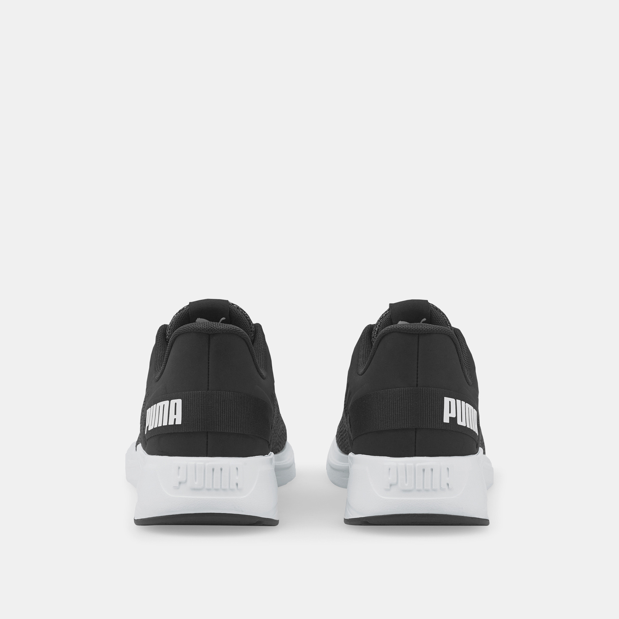حذاء تدريب بارز الملمس برباط إغلاق للرجال من بوما - DISPERSE XT 2-sports-men-shoes-image-2