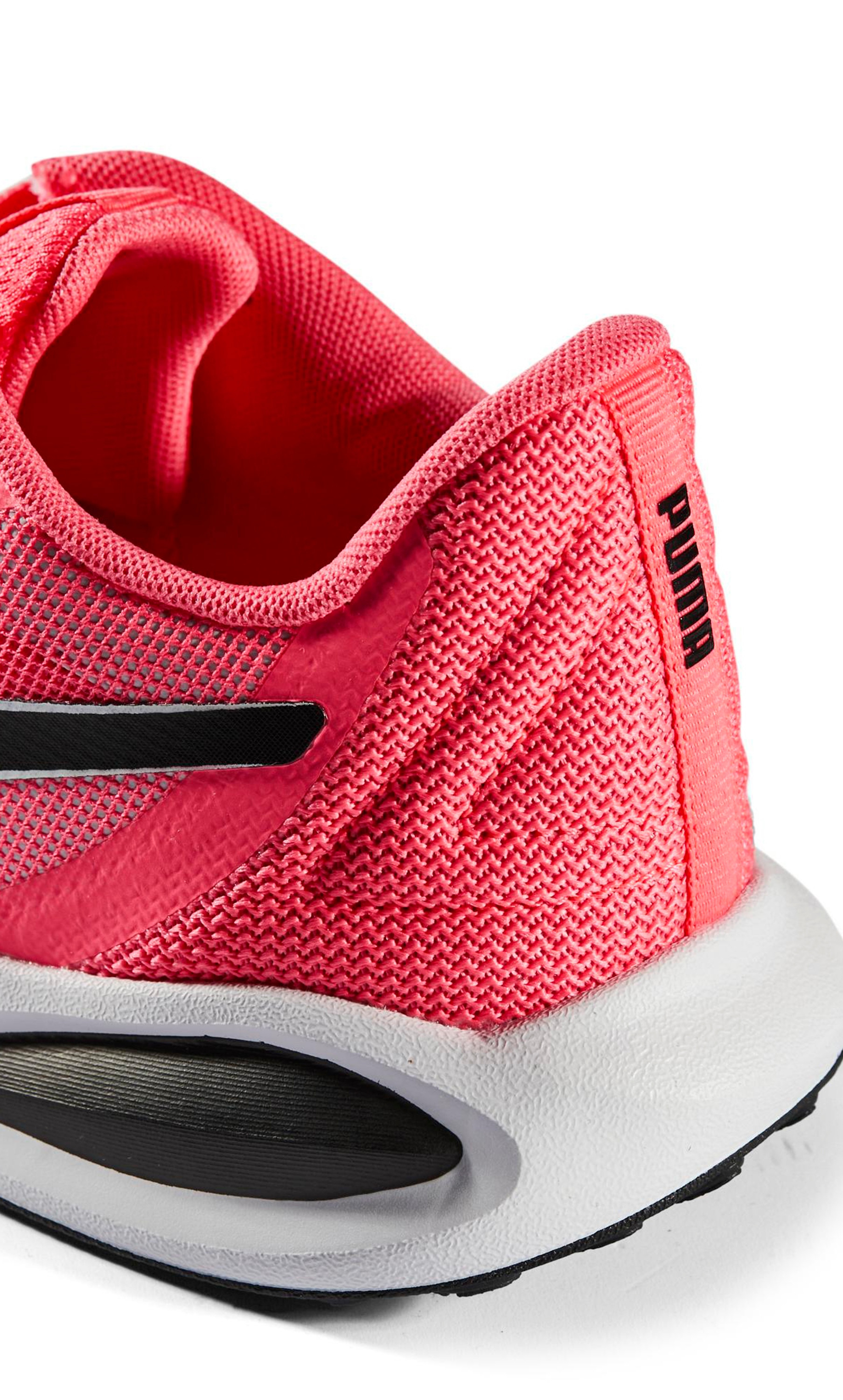 حذاء من بوما تويتش رانر 37628922-sports-women-shoes-image-5