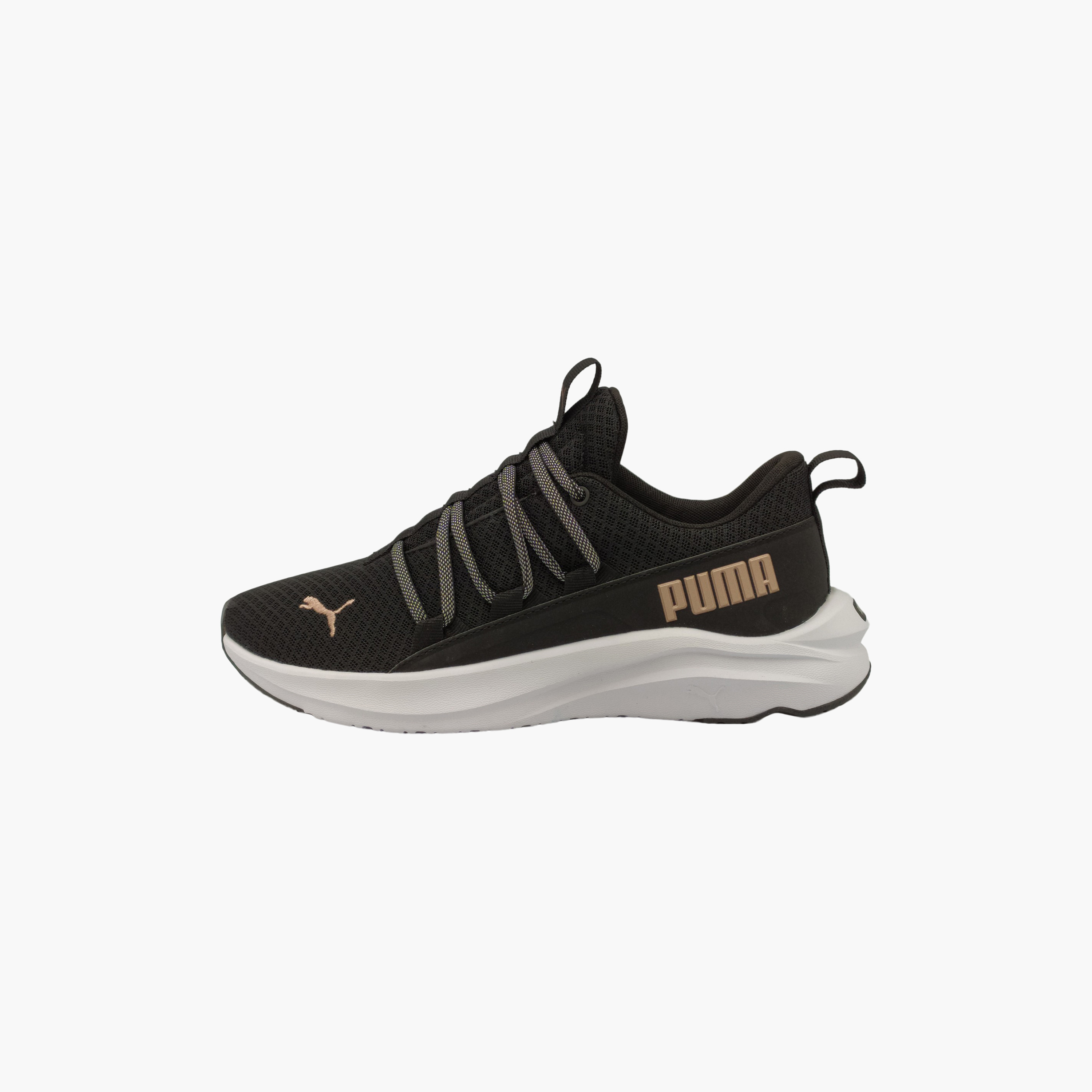 حذاء الجري سوفترايد ون4أول للنساء من بوما | OE-women-shoes-sneakers-image-1